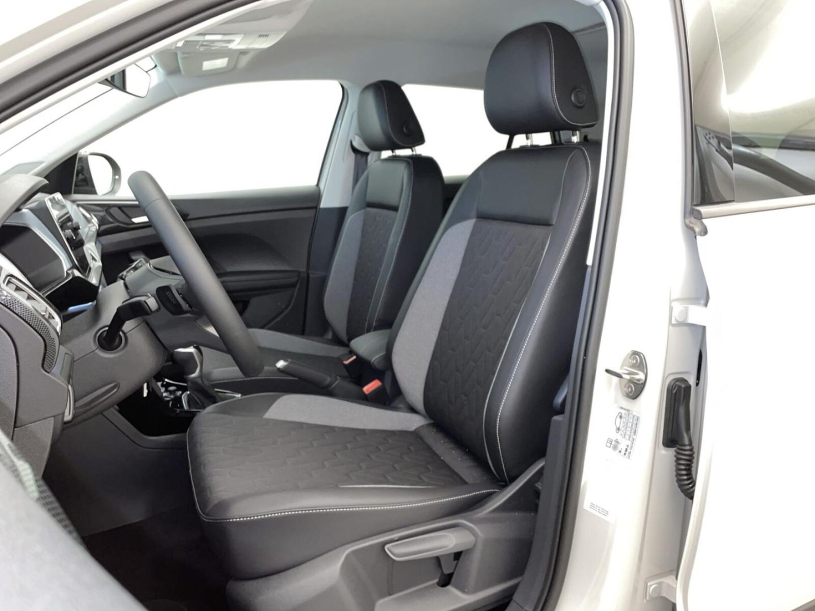 Volkswagen T-Cross – Bild 7