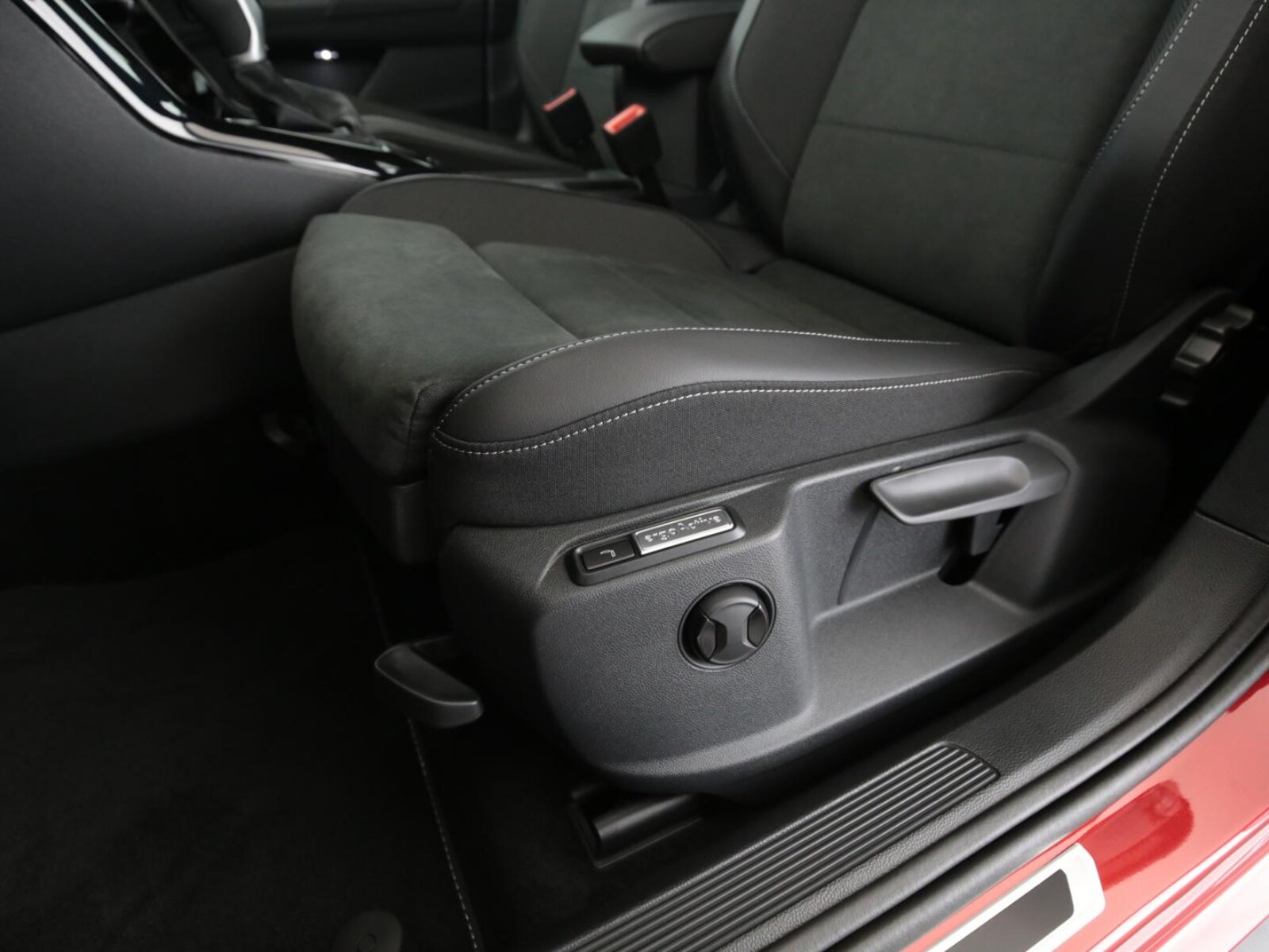 Volkswagen T-Roc – Bild 15