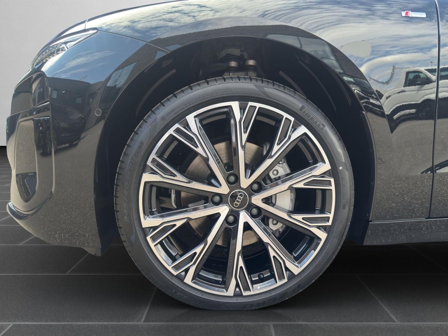 Bild über Audi A6 Avant e-tron S line business e-tron performance 270 kW - für weitere Informationen kontaktieren Sie den Audi Partner