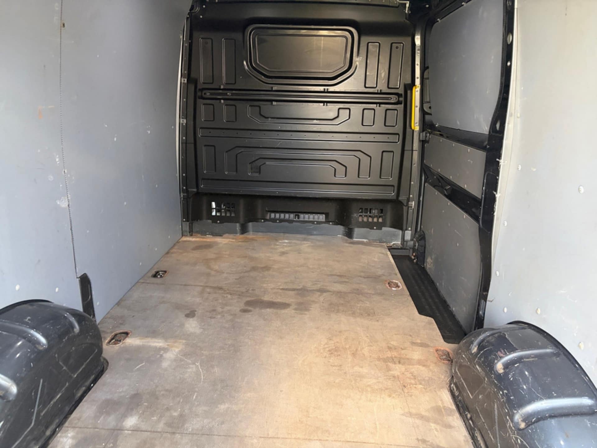 Volkswagen Crafter Kasten mittlerer Radstand
