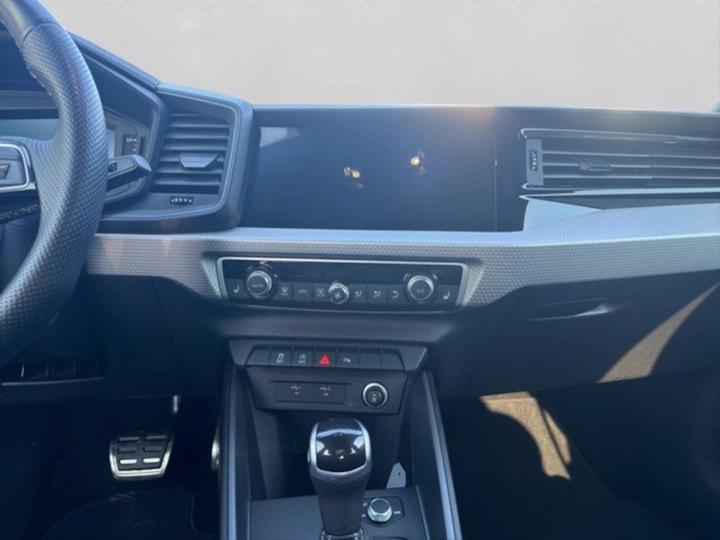 Bild über Audi A1 Sportback 30 TFSI S tronic - für weitere Informationen kontaktieren Sie den Audi Partner
