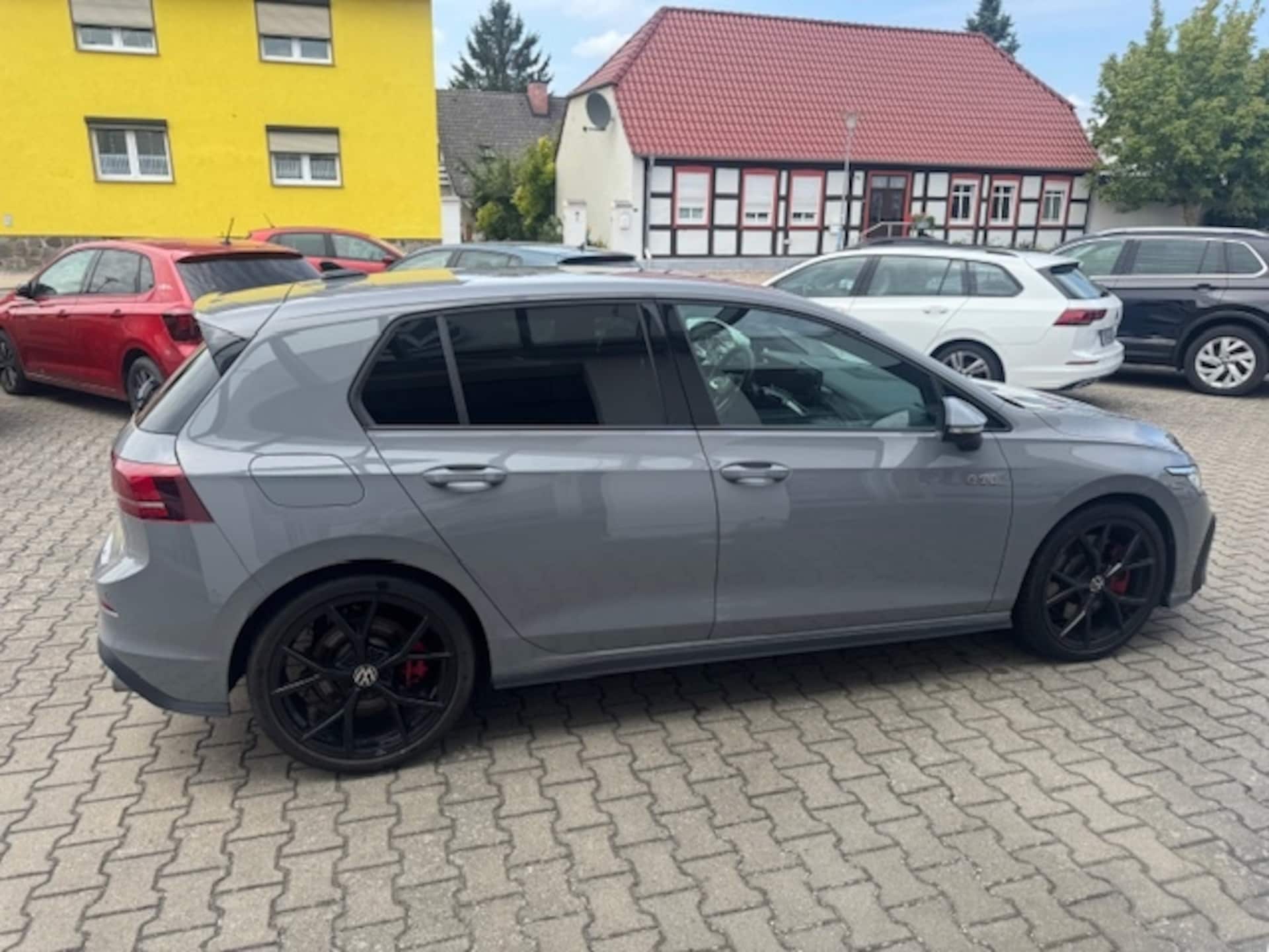 Volkswagen Golf GTI