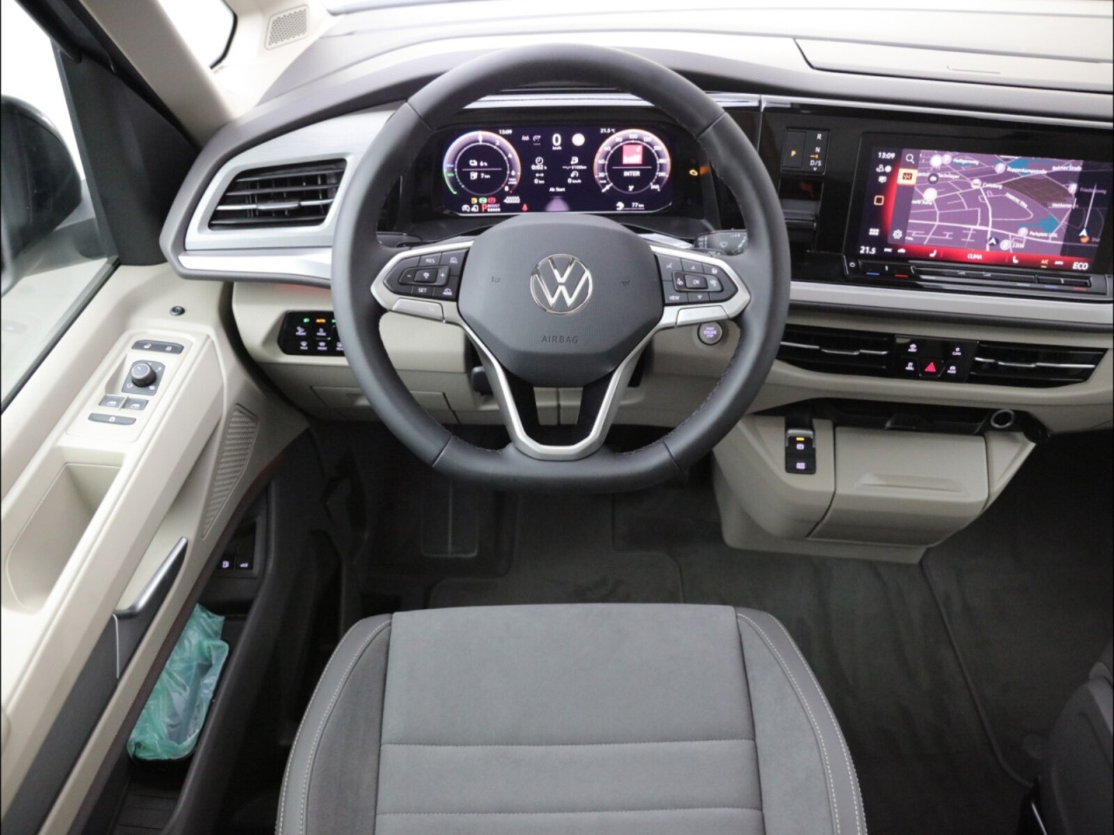 Volkswagen Multivan Langversion – Bild 11