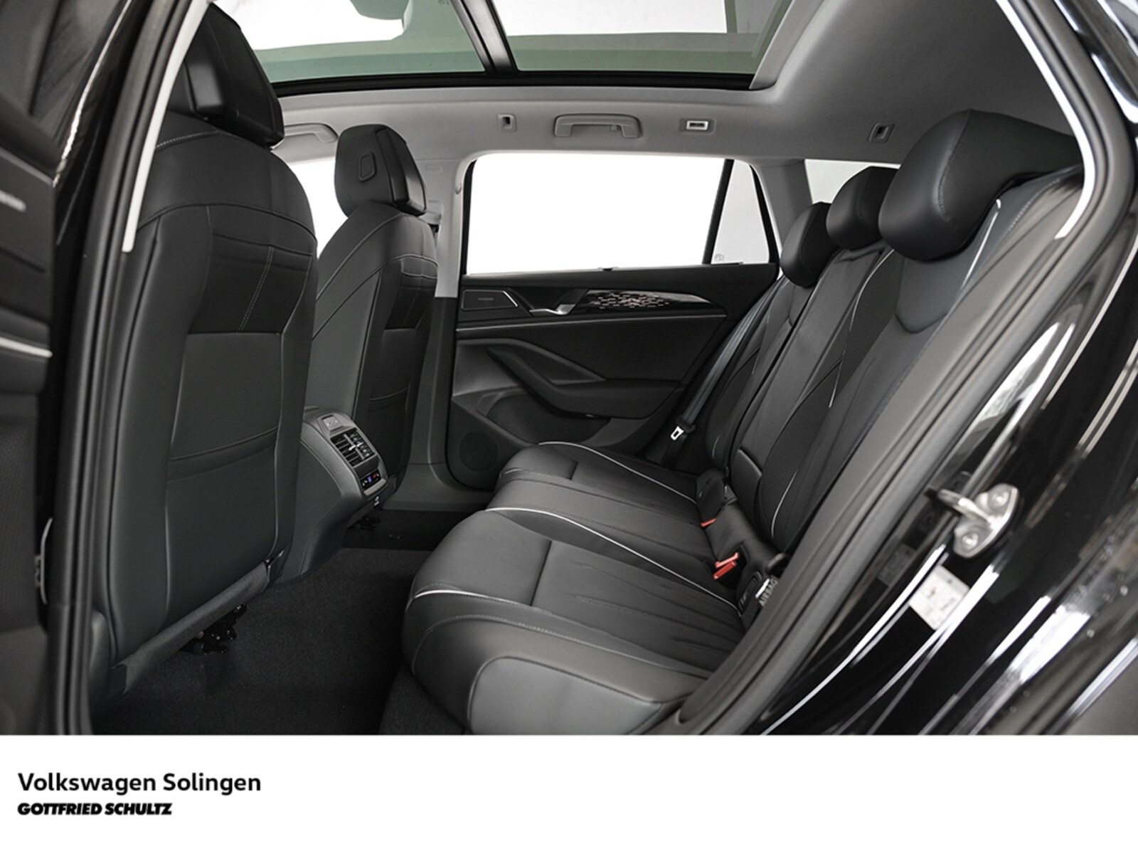 Volkswagen Passat – Bild 14