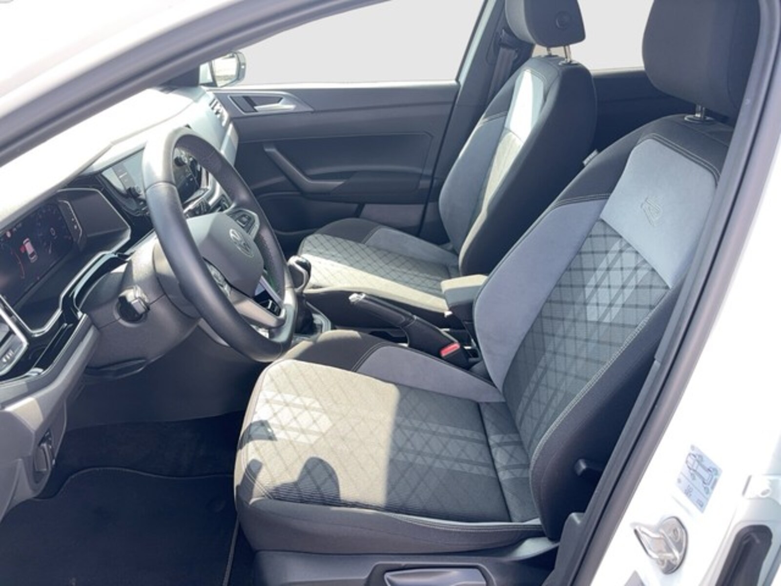 Volkswagen Polo – Bild 8