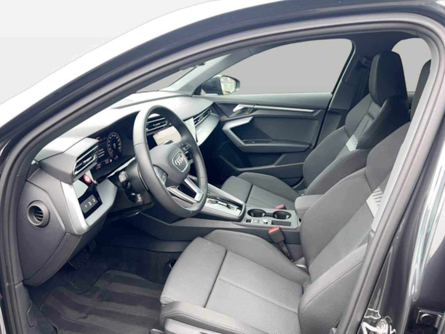 Bild über Audi A3 Sportback TFSI 110 kW S tronic - für weitere Informationen kontaktieren Sie den Audi Partner