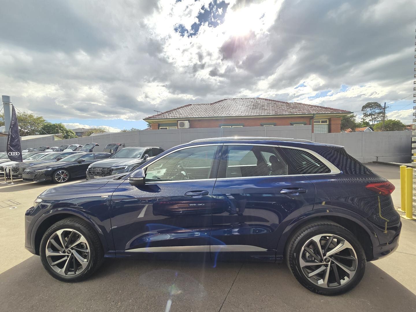 Image about Audi Q5 SUV TFSI quattro 200 kW sport
