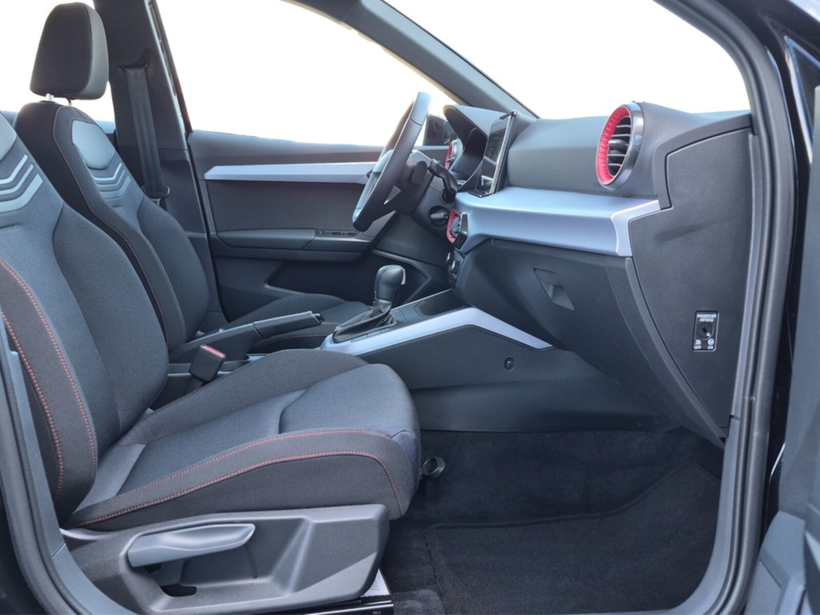 SEAT Arona – Bild 11