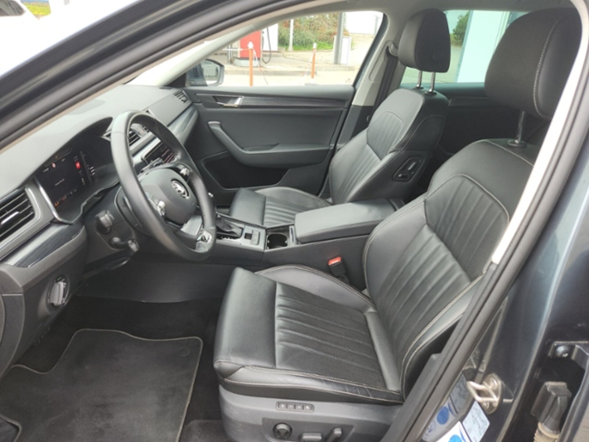 Skoda Superb Combi PREMIUM EDITION