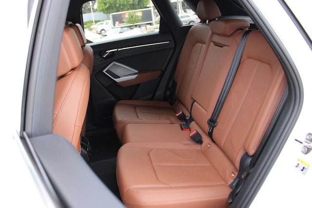 2025 Audi Q3 S Line Premium - Photo 24