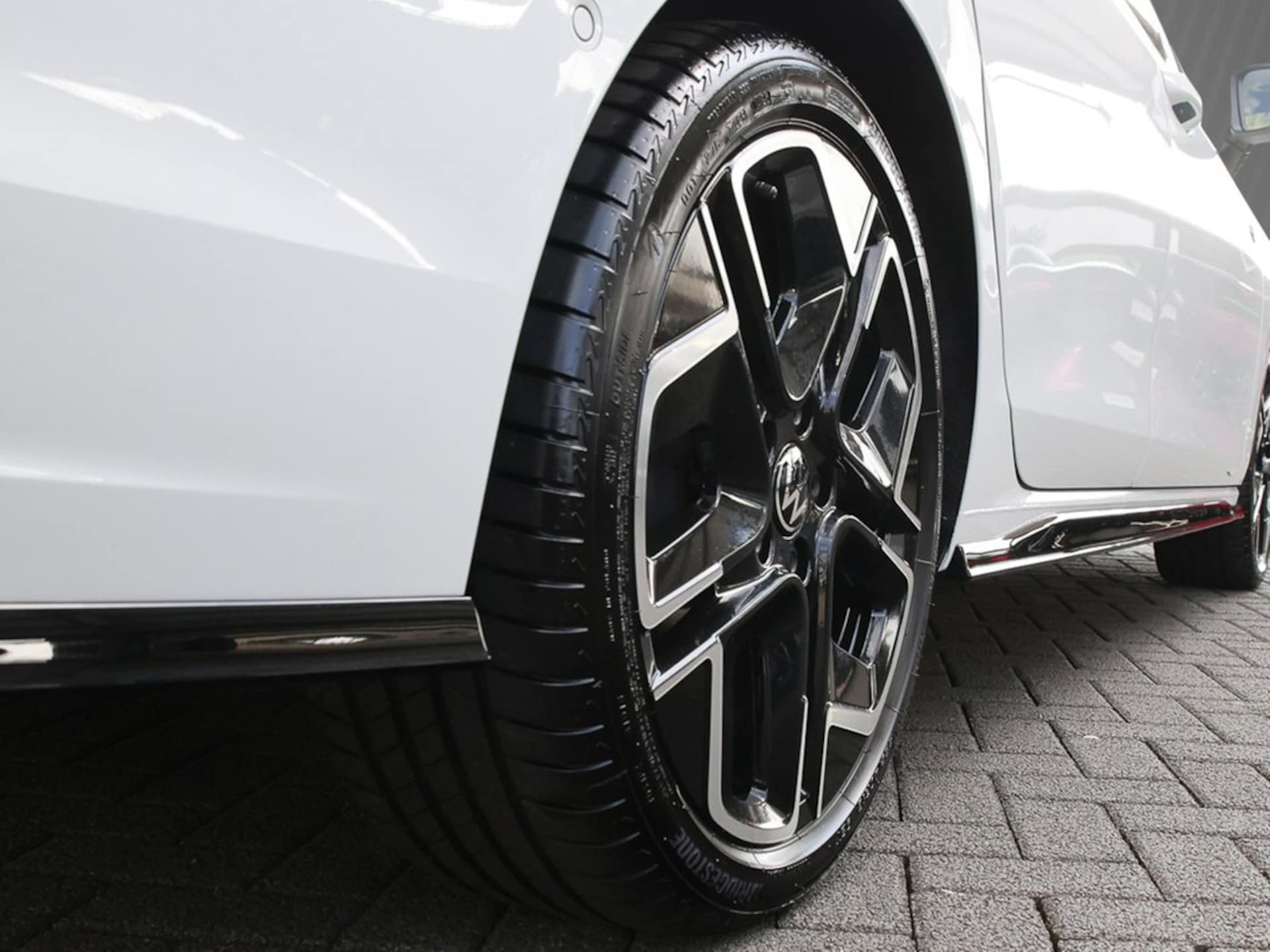 Volkswagen Golf Variant R-Line
