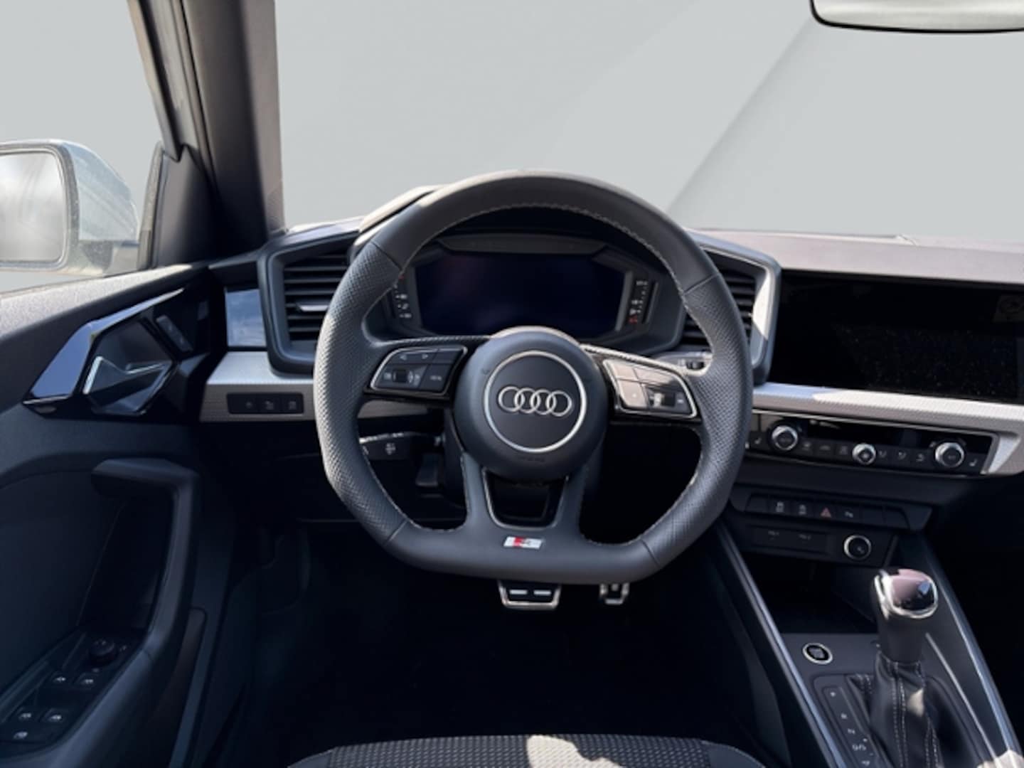 Bild über Audi A1 Sportback S line 35 TFSI S tronic - für weitere Informationen kontaktieren Sie den Audi Partner
