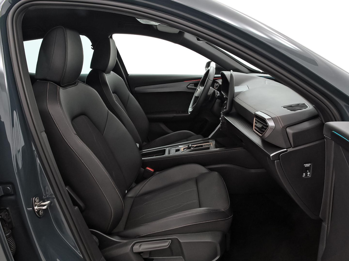 CUPRA Formentor 1.5 TSI e-Hybrid DSG 150 kW (204 CV) — photo 6