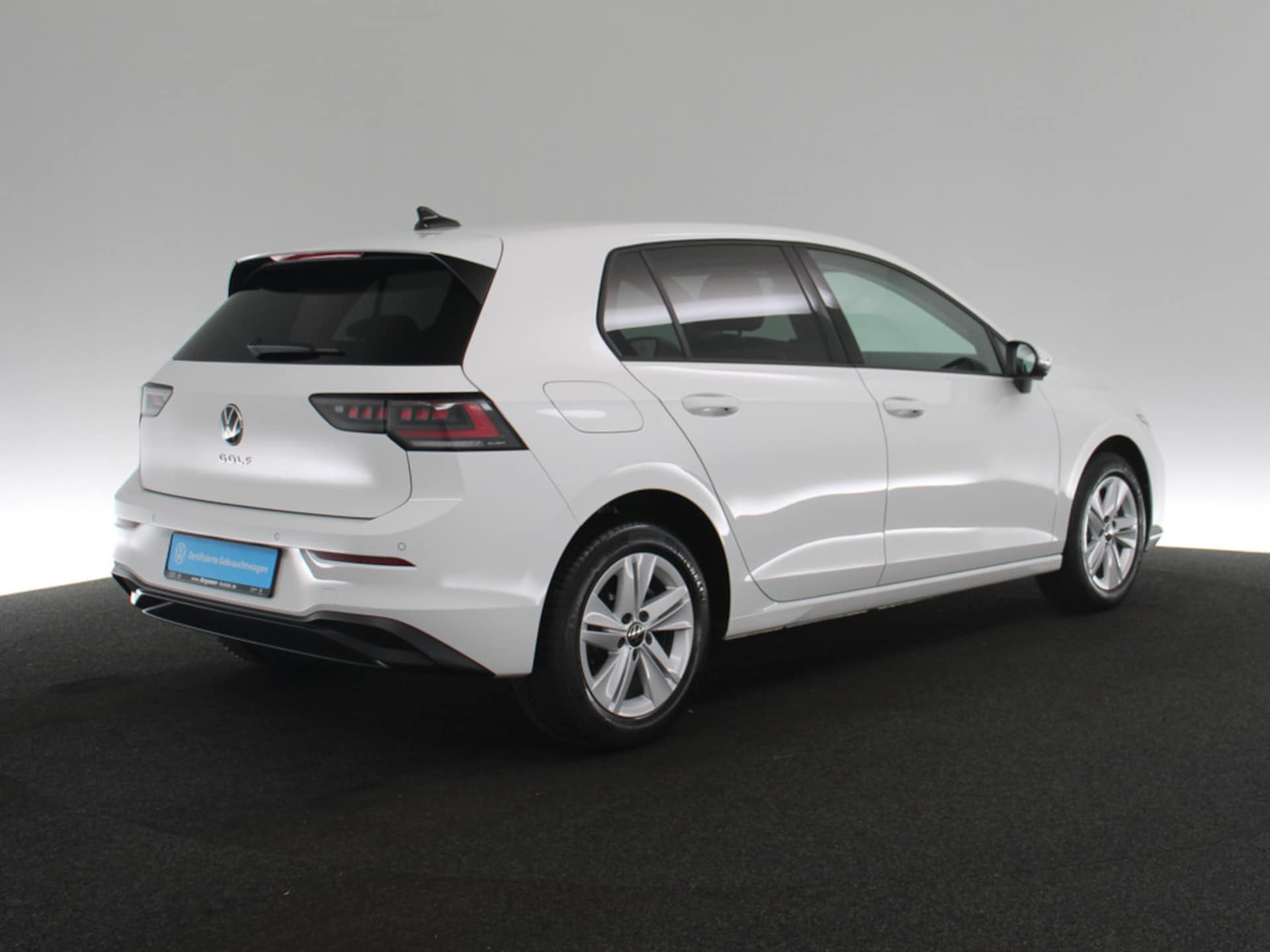 Volkswagen Golf Life