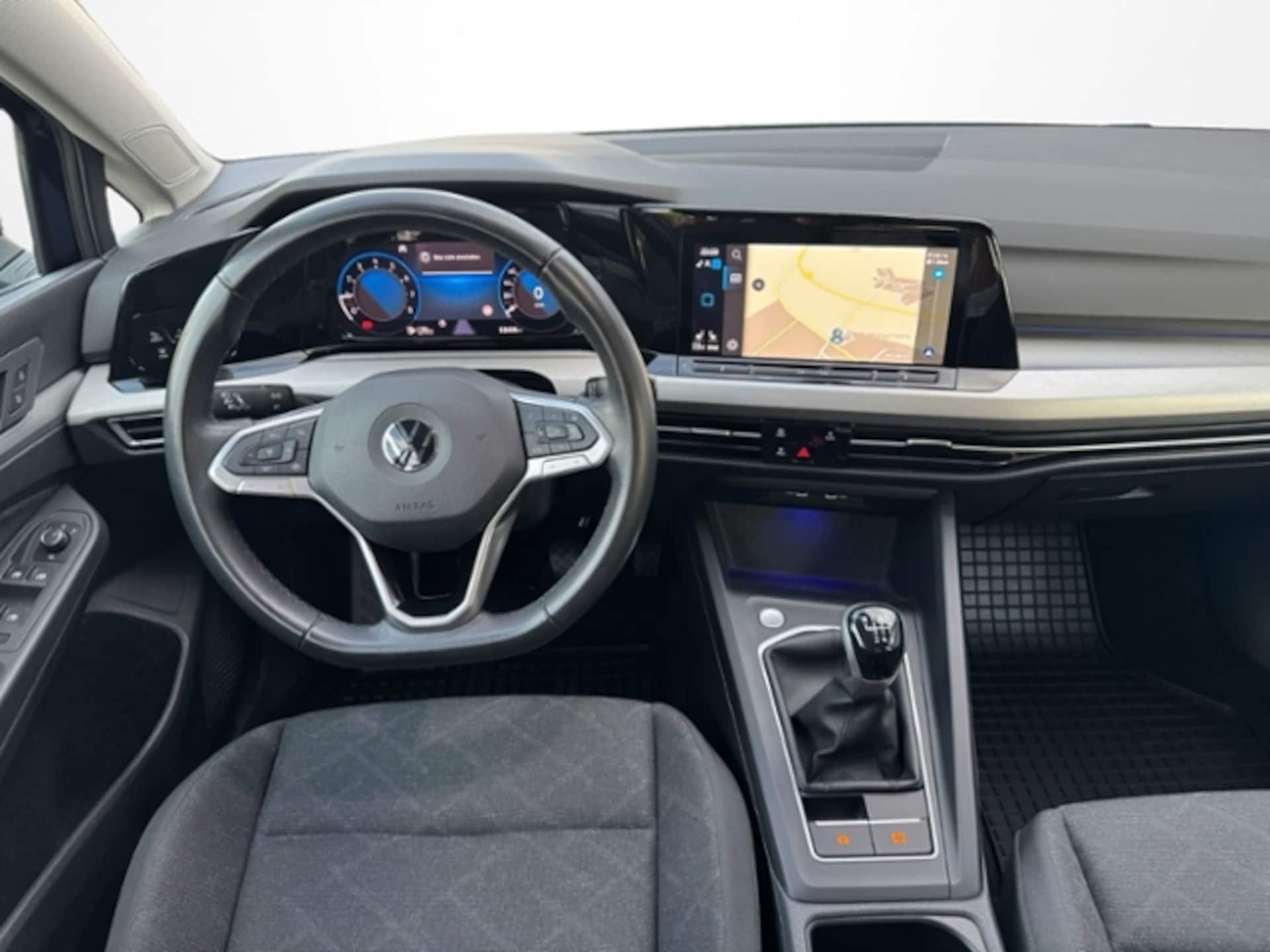 Volkswagen Golf Life