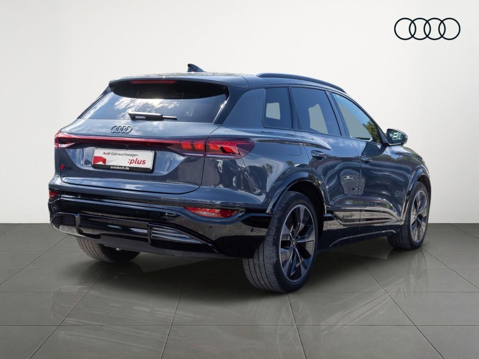 Audi SQ6 SUV e-tron
