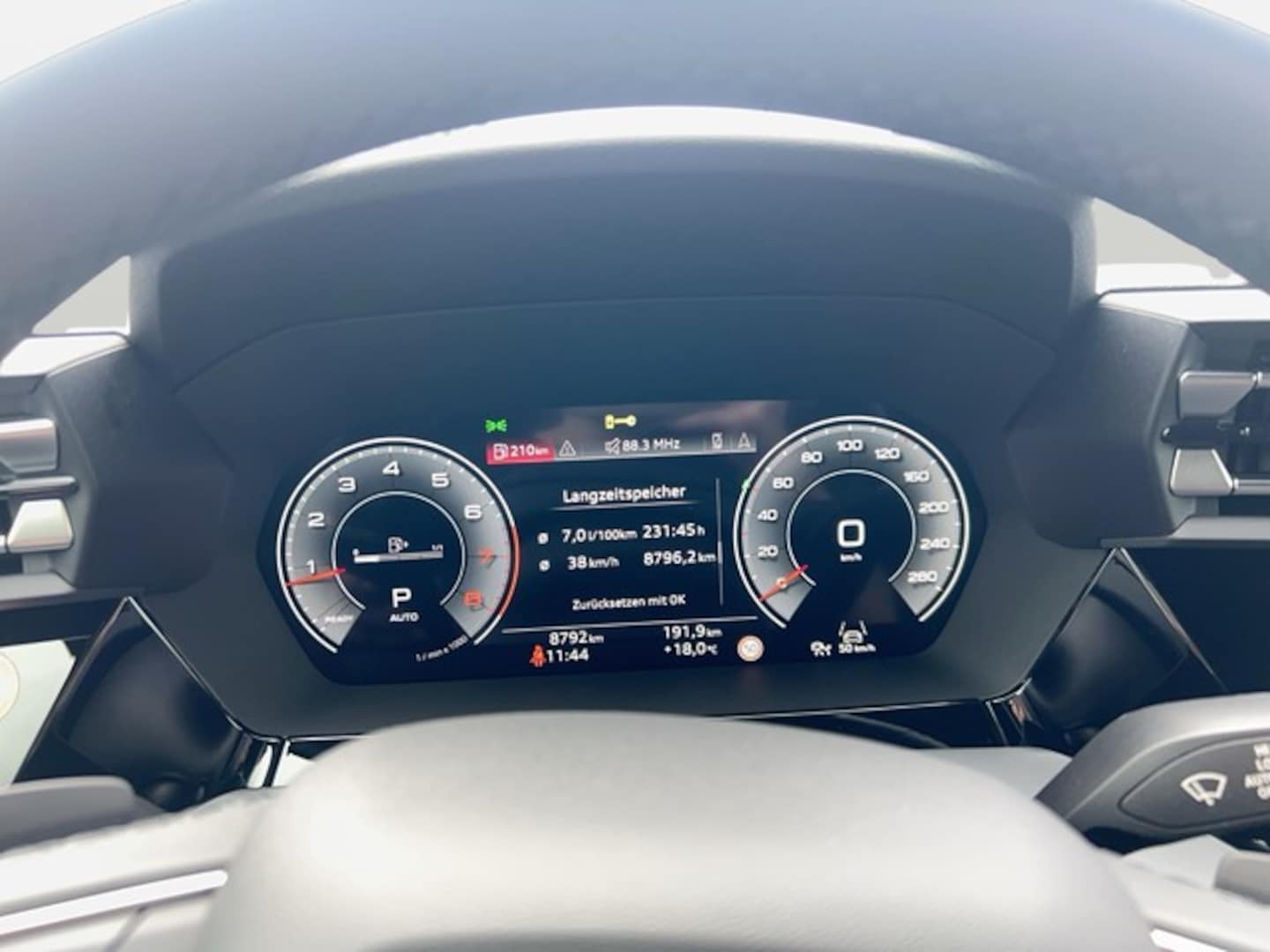 Bild über Audi A3 Sportback TFSI 110 kW S tronic - für weitere Informationen kontaktieren Sie den Audi Partner