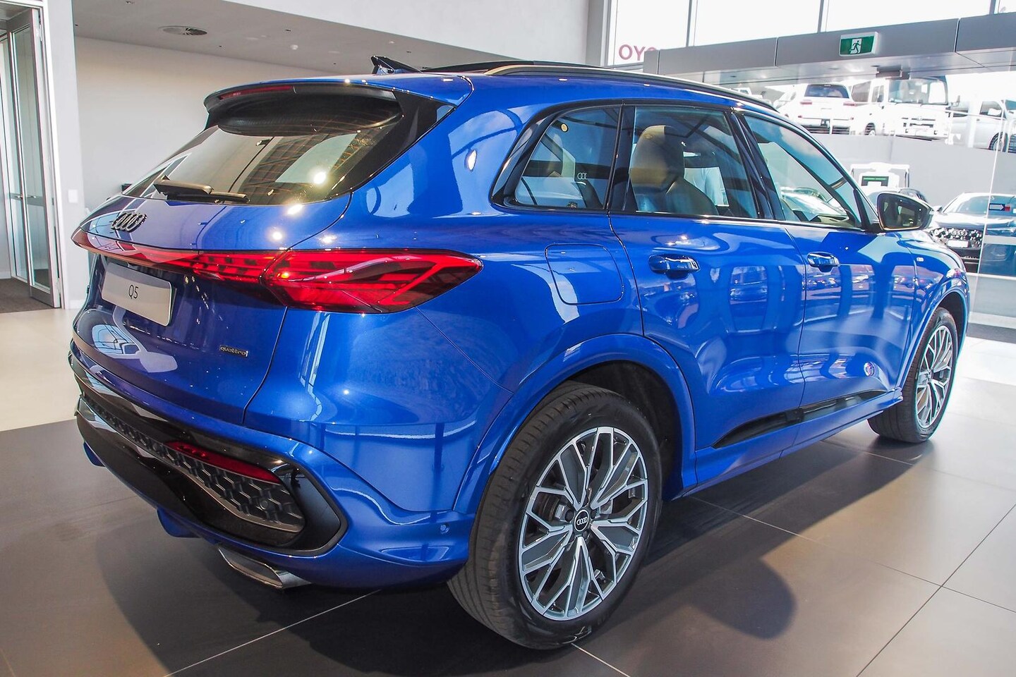 Image about Audi Q5 SUV TFSI quattro 200 kW sport