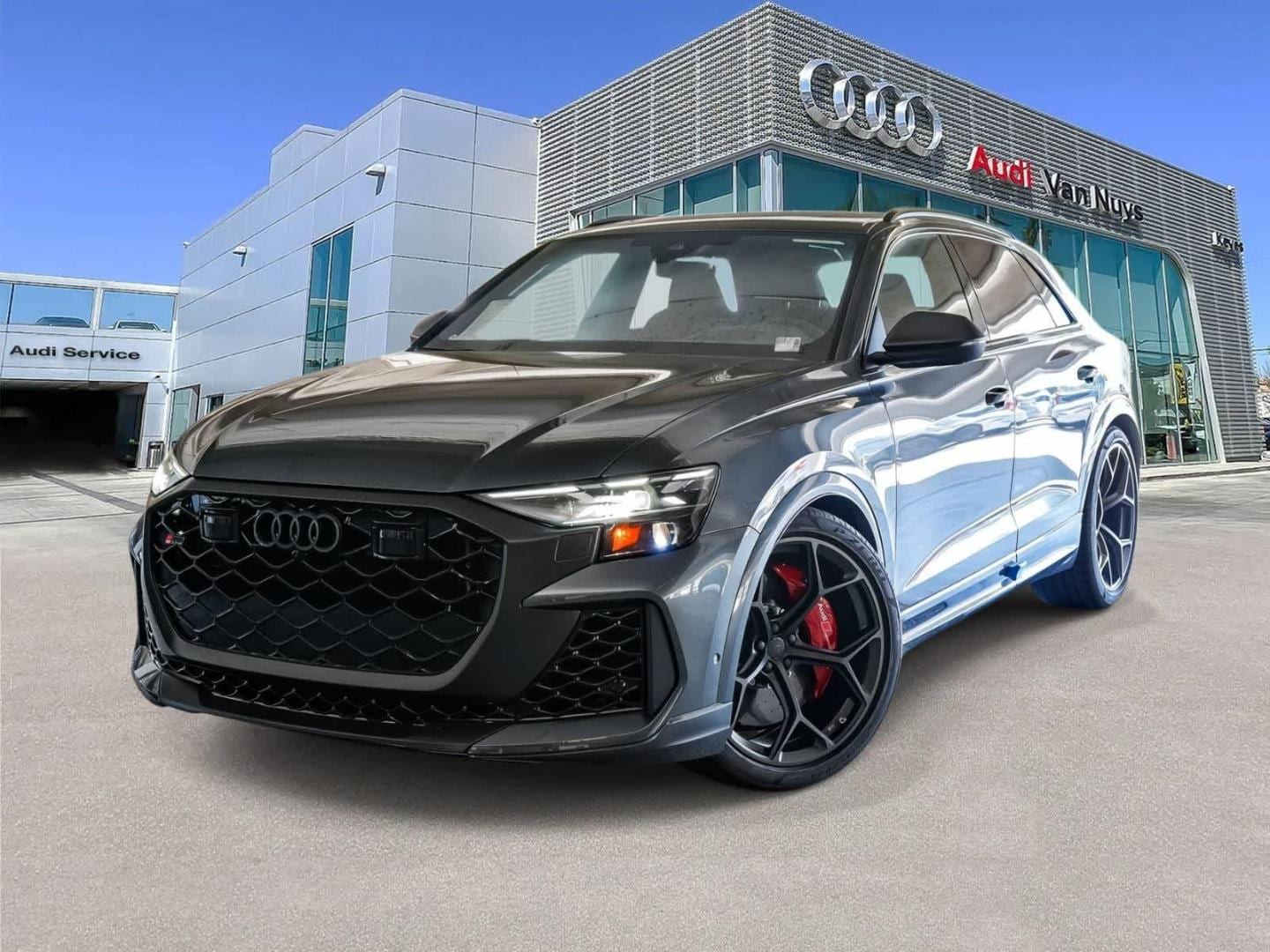 2026 Audi RS Q8 -'s photo
