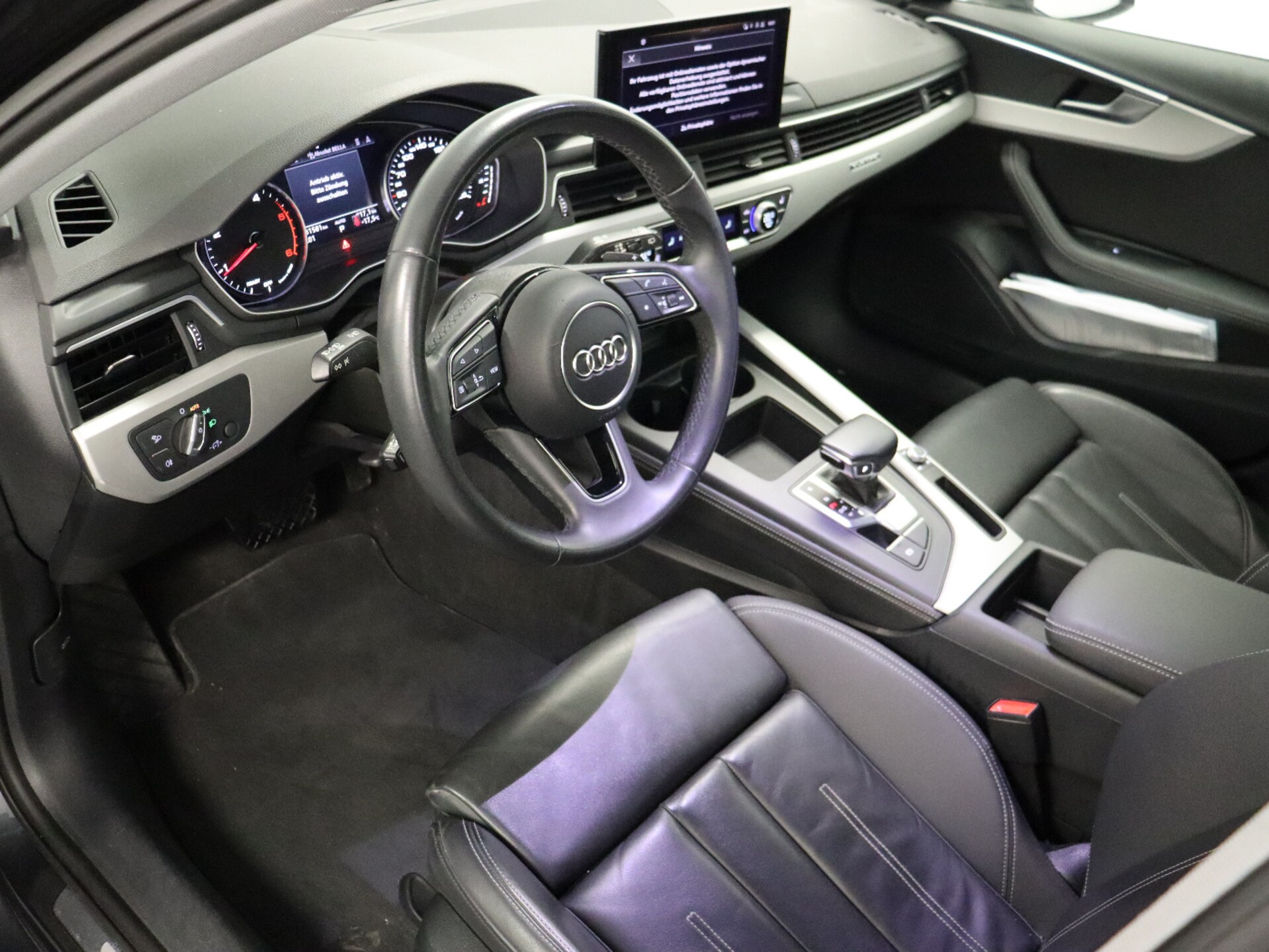 Audi A4 Avant Advanced