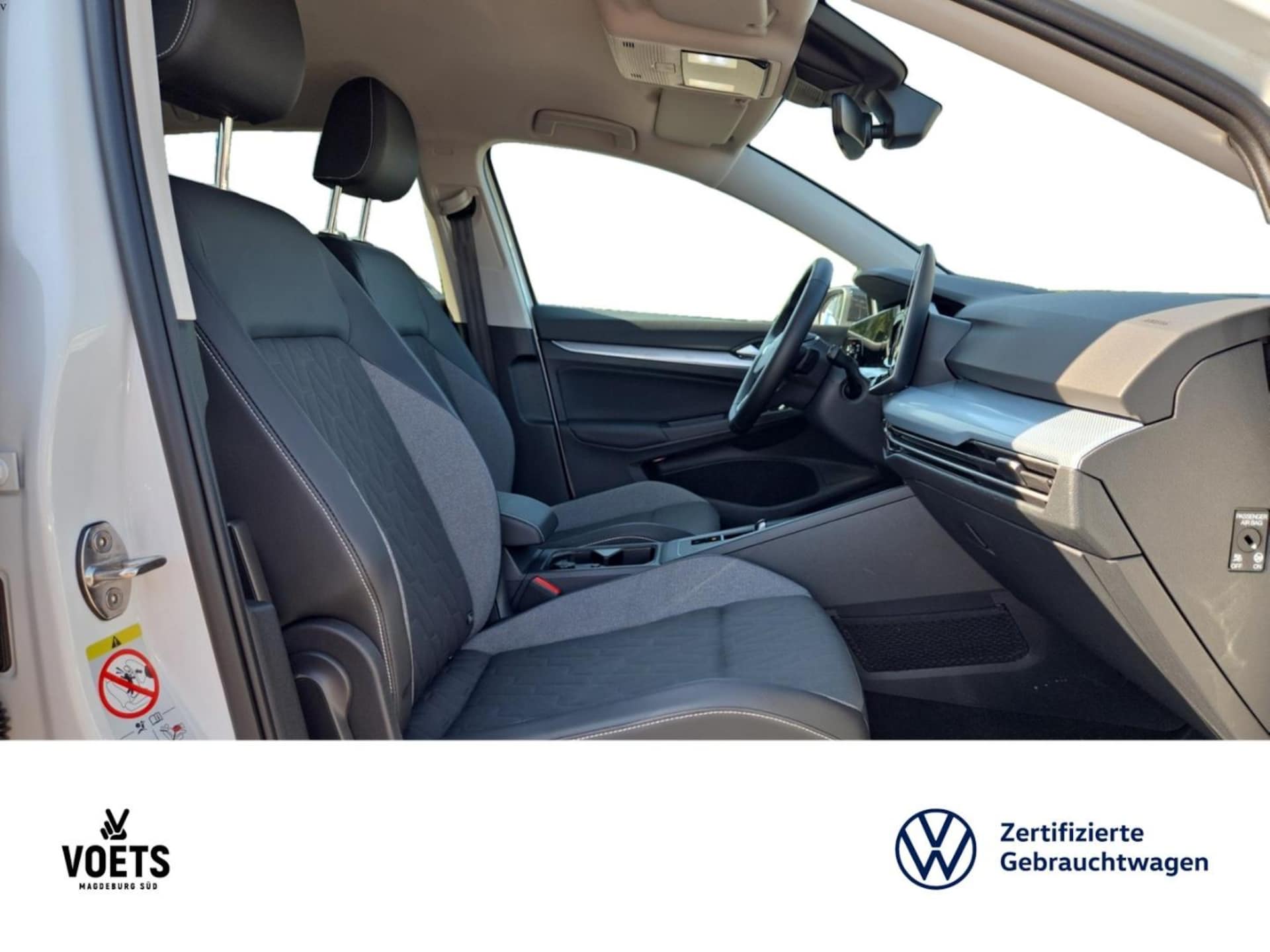 Volkswagen Golf Life