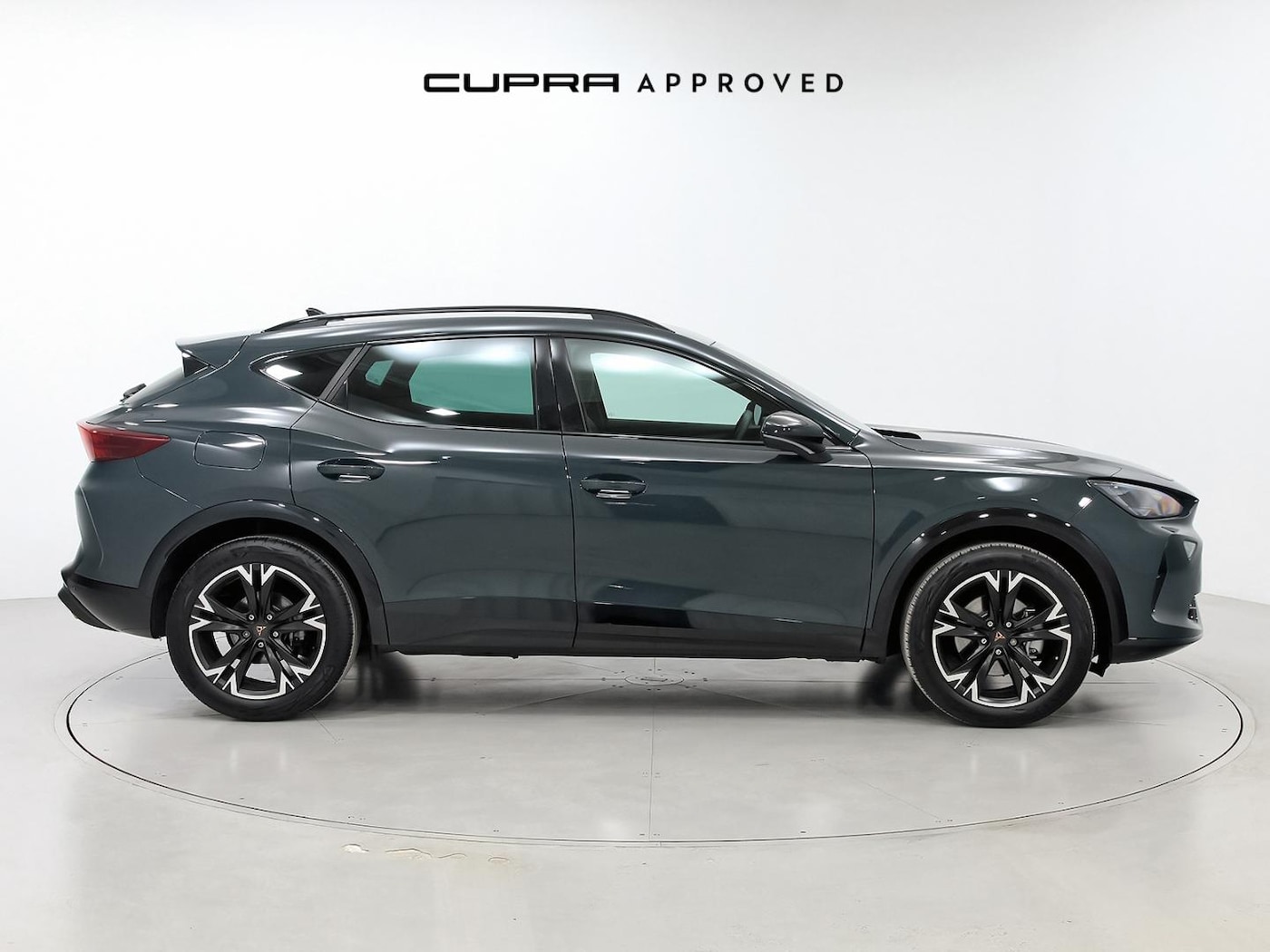 CUPRA Formentor 1.5 TSI e-Hybrid DSG 150 kW (204 CV) — photo 4