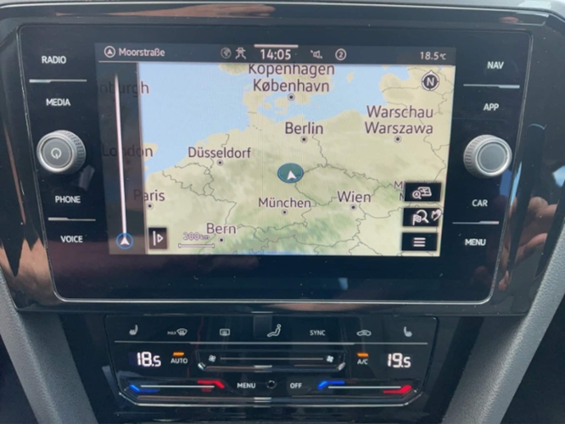 Volkswagen Passat Variant Business