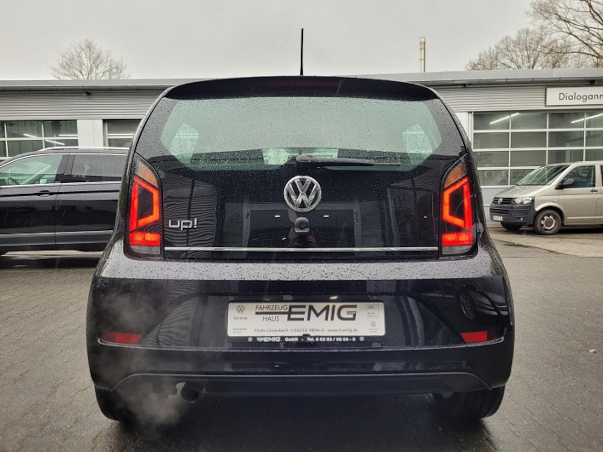 Volkswagen up! high up!