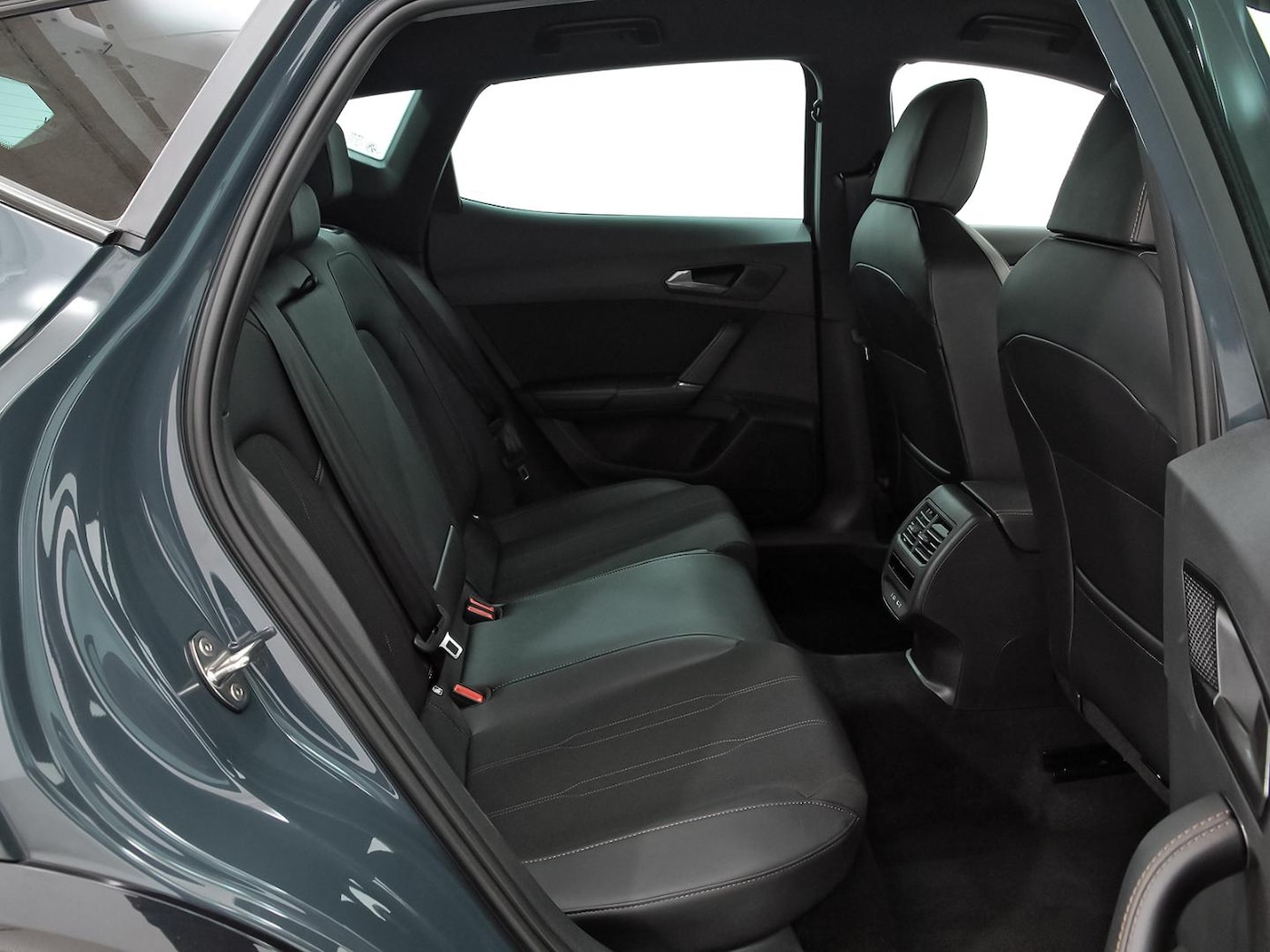 CUPRA Formentor 1.5 TSI e-Hybrid DSG 150 kW (204 CV) — photo 7