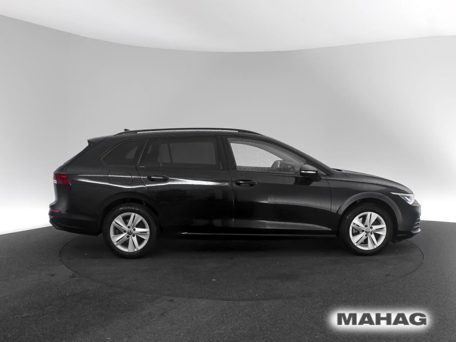 Volkswagen Golf Variant Life