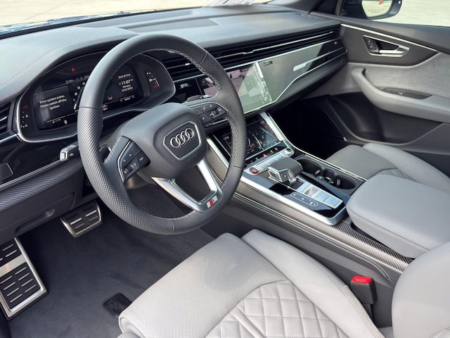 2026 Audi SQ8 Premium Plus - Photo 11