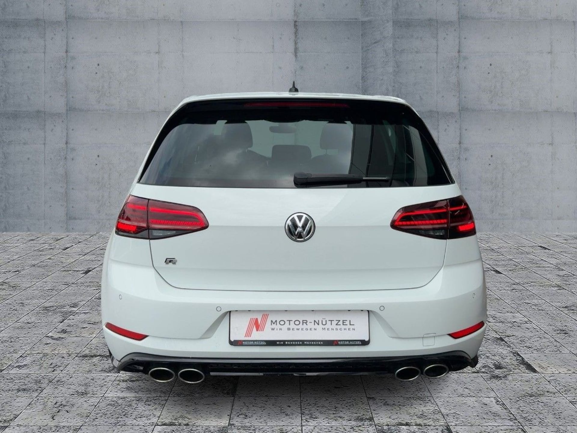 Volkswagen Golf R