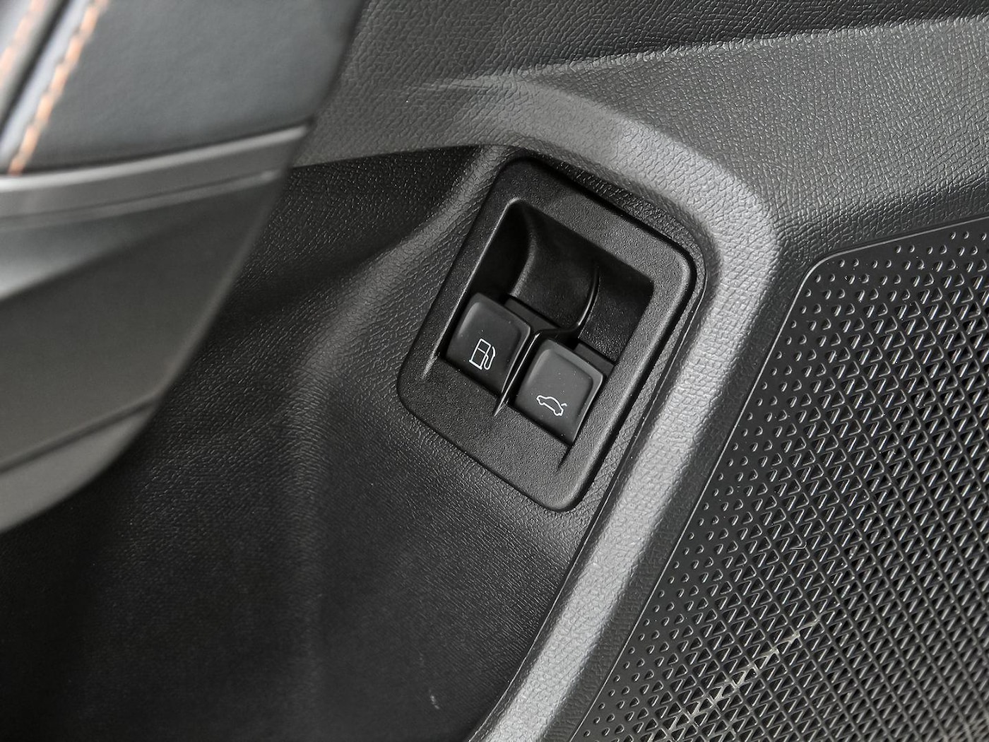 CUPRA Formentor 1.5 TSI e-Hybrid DSG 150 kW (204 CV) — photo 12