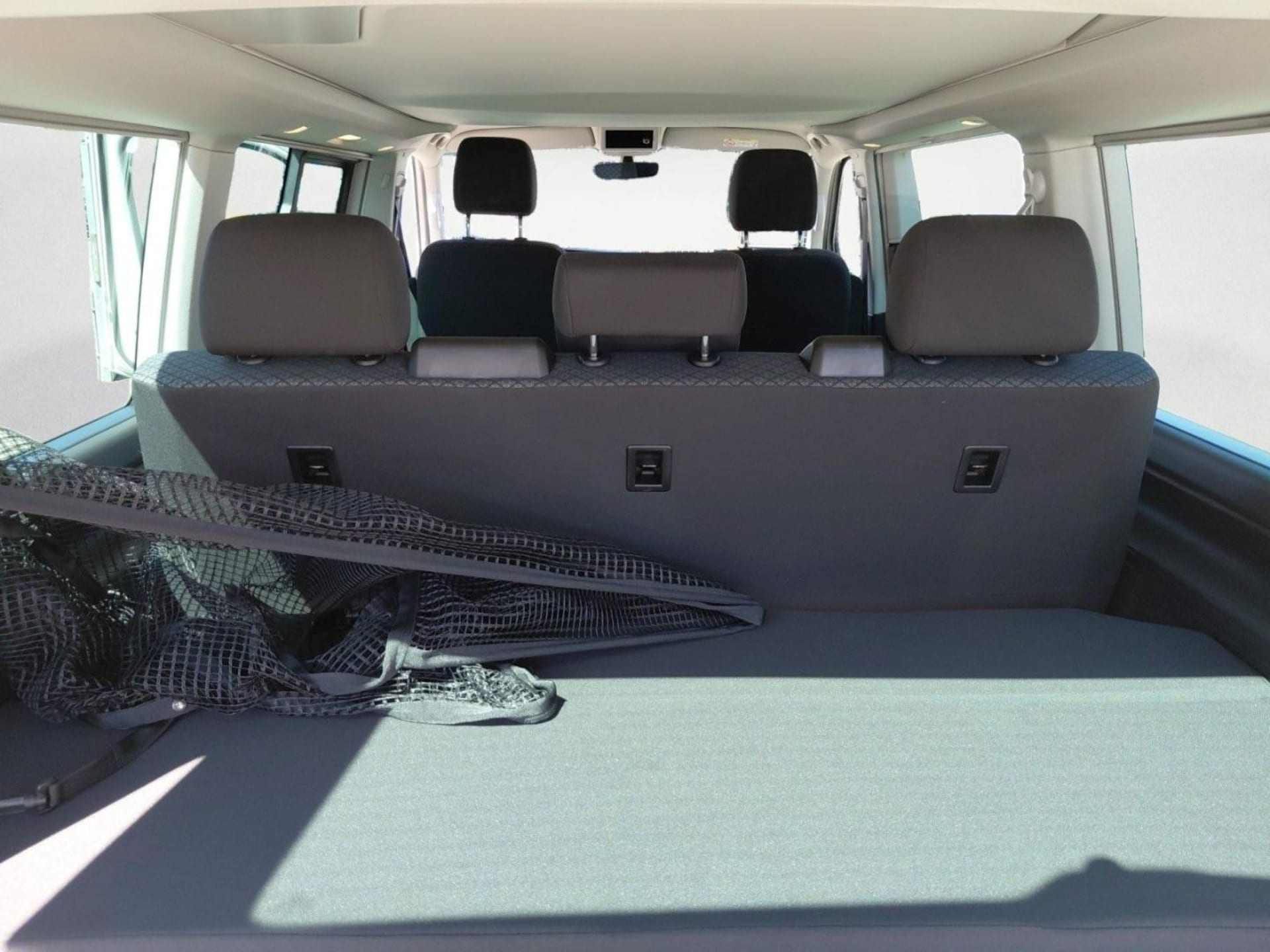 Volkswagen T6.1 California Beach