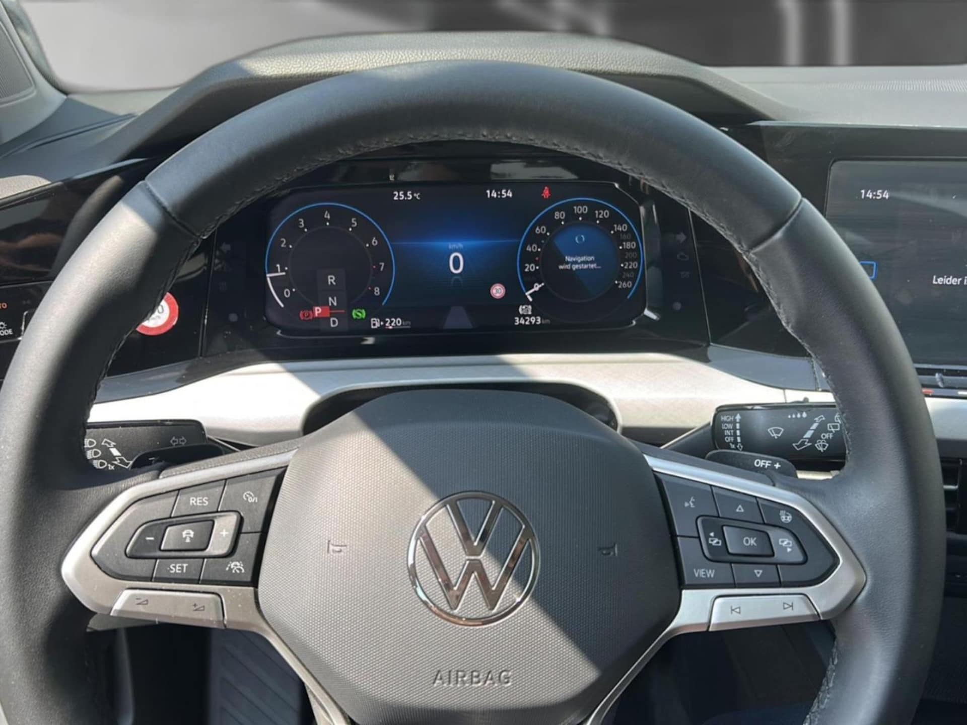 Volkswagen Golf Variant Life