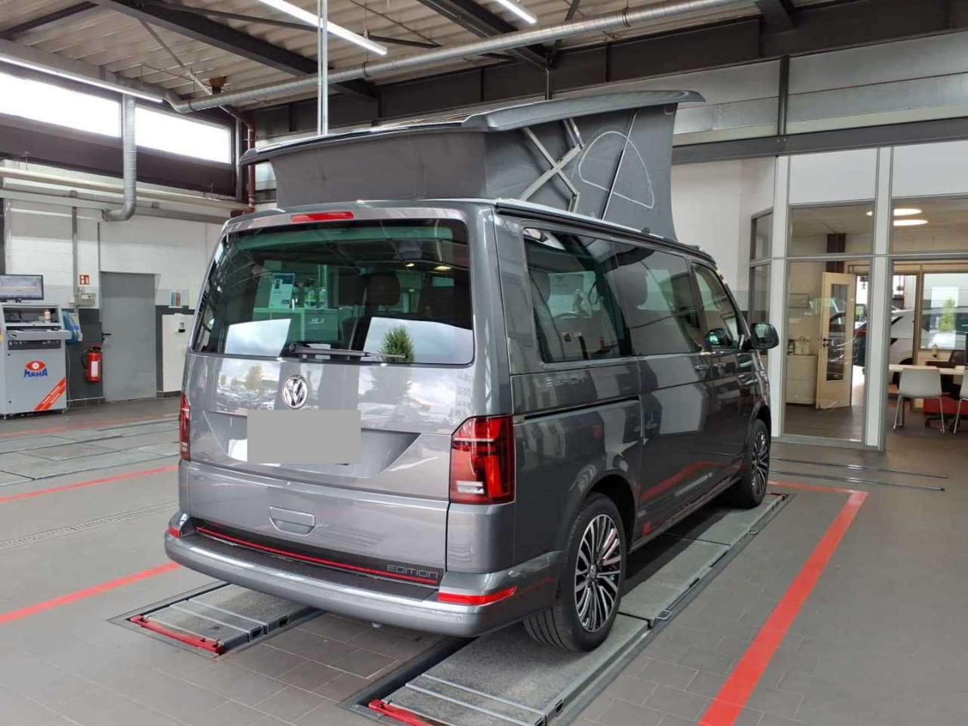 Volkswagen T6.1 California Beach