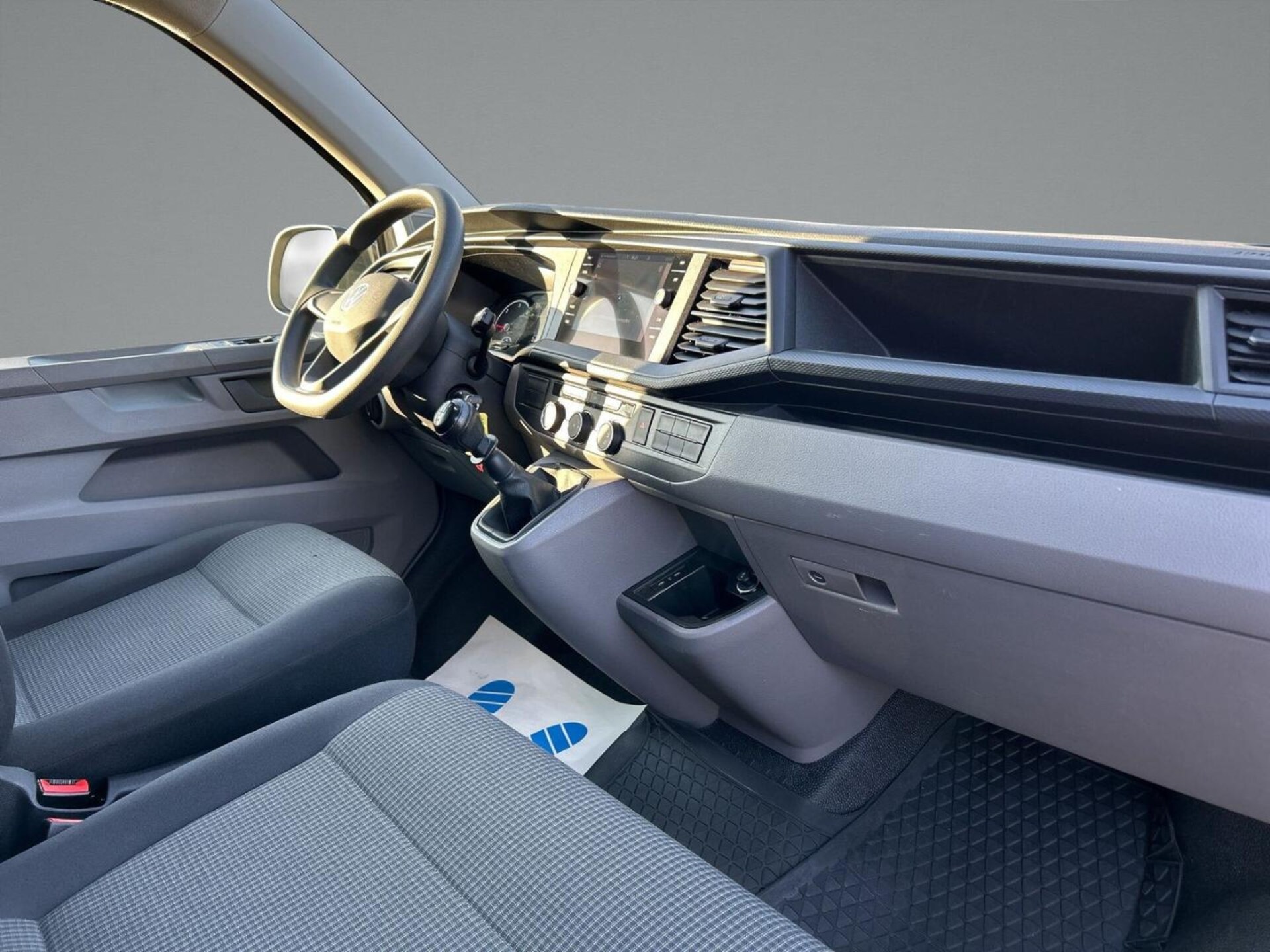 Volkswagen T6.1 Transporter Kasten kurzer Radstand