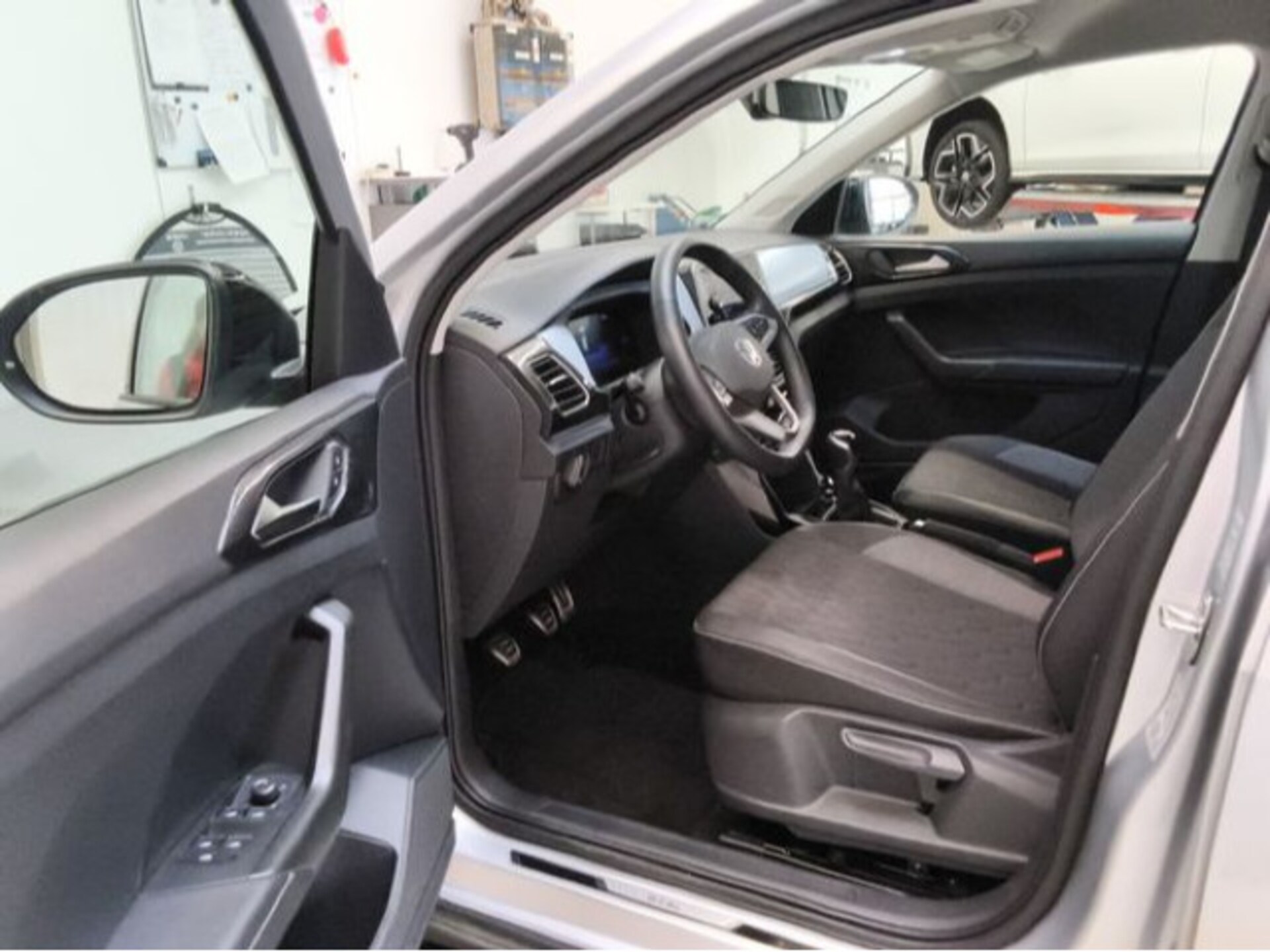 Volkswagen T-Cross Life