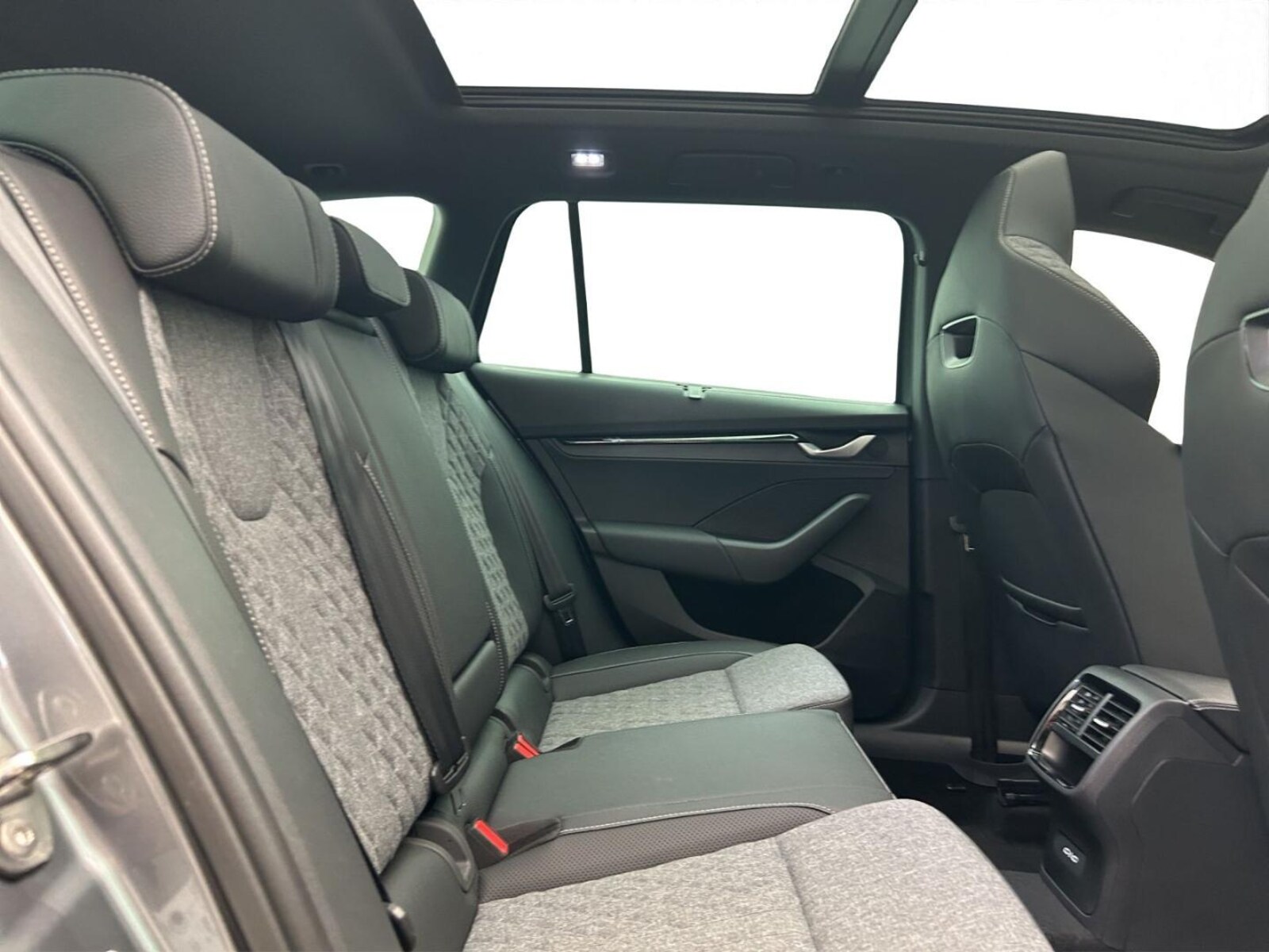 Škoda Octavia Combi – Bild 15