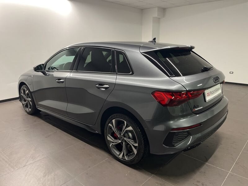 Immagine di Audi A3 Sportback TFSI e S line edition 45 TFSI e 180 kW (245 CV) S tronic - Vista: for more details contact your dealer
