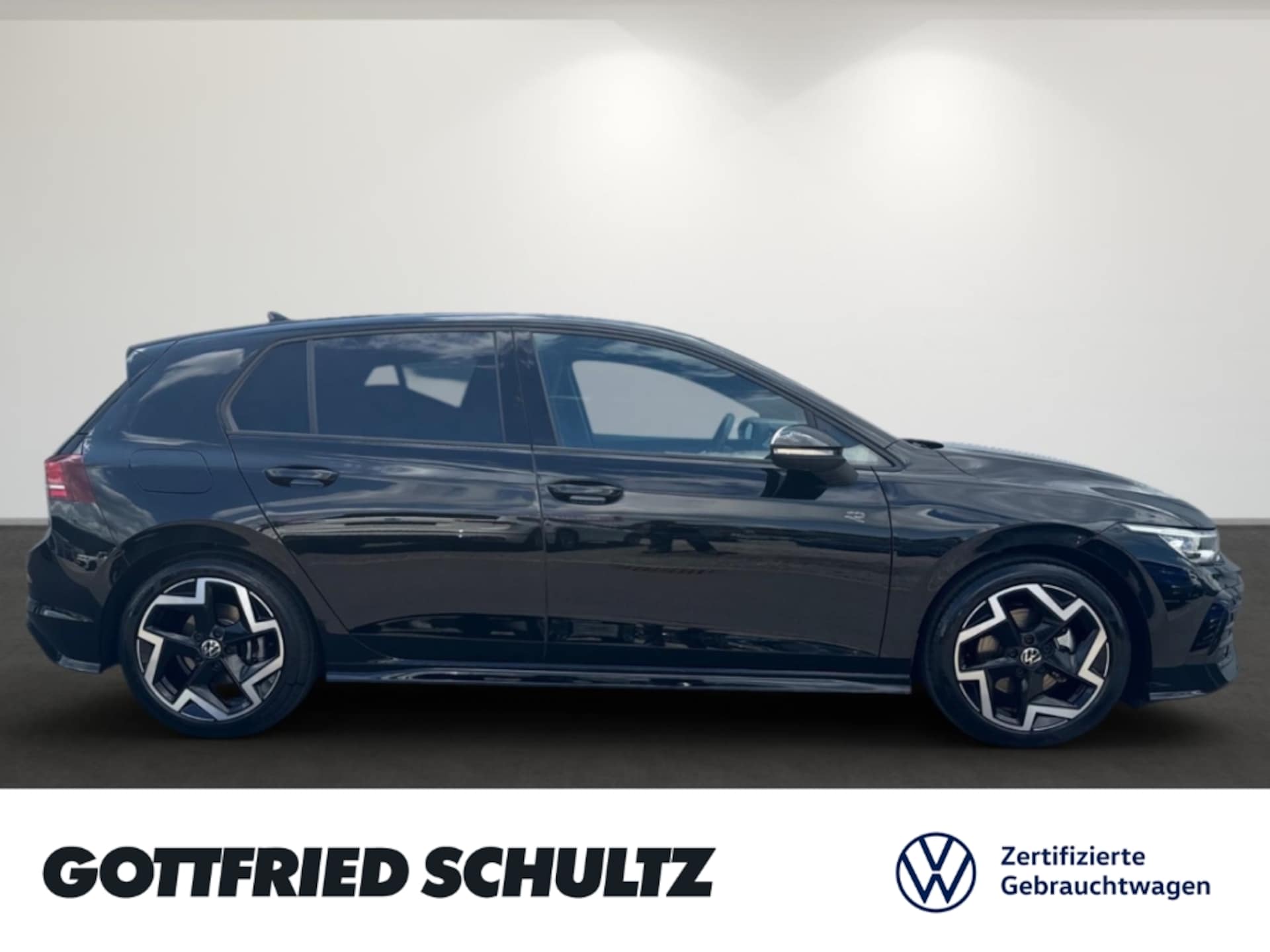 Volkswagen Golf R-Line