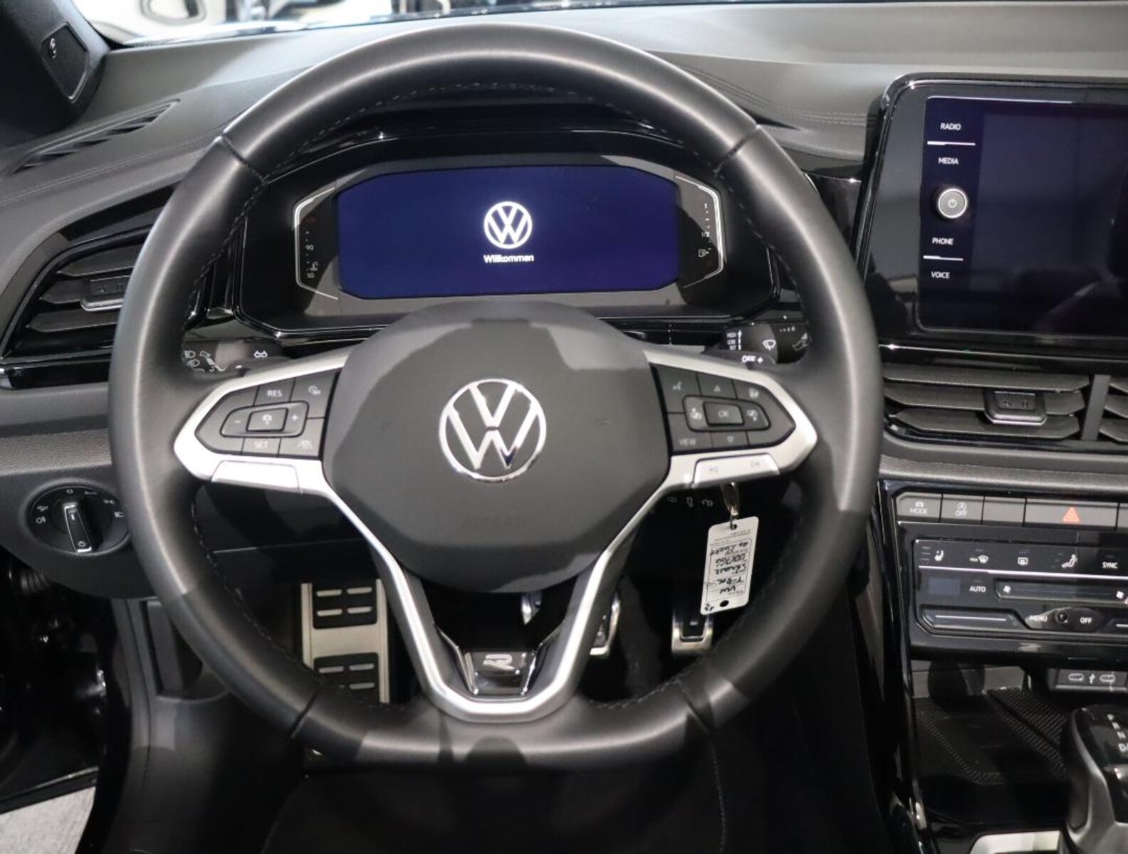 Volkswagen T-Roc Cabriolet – Bild 16