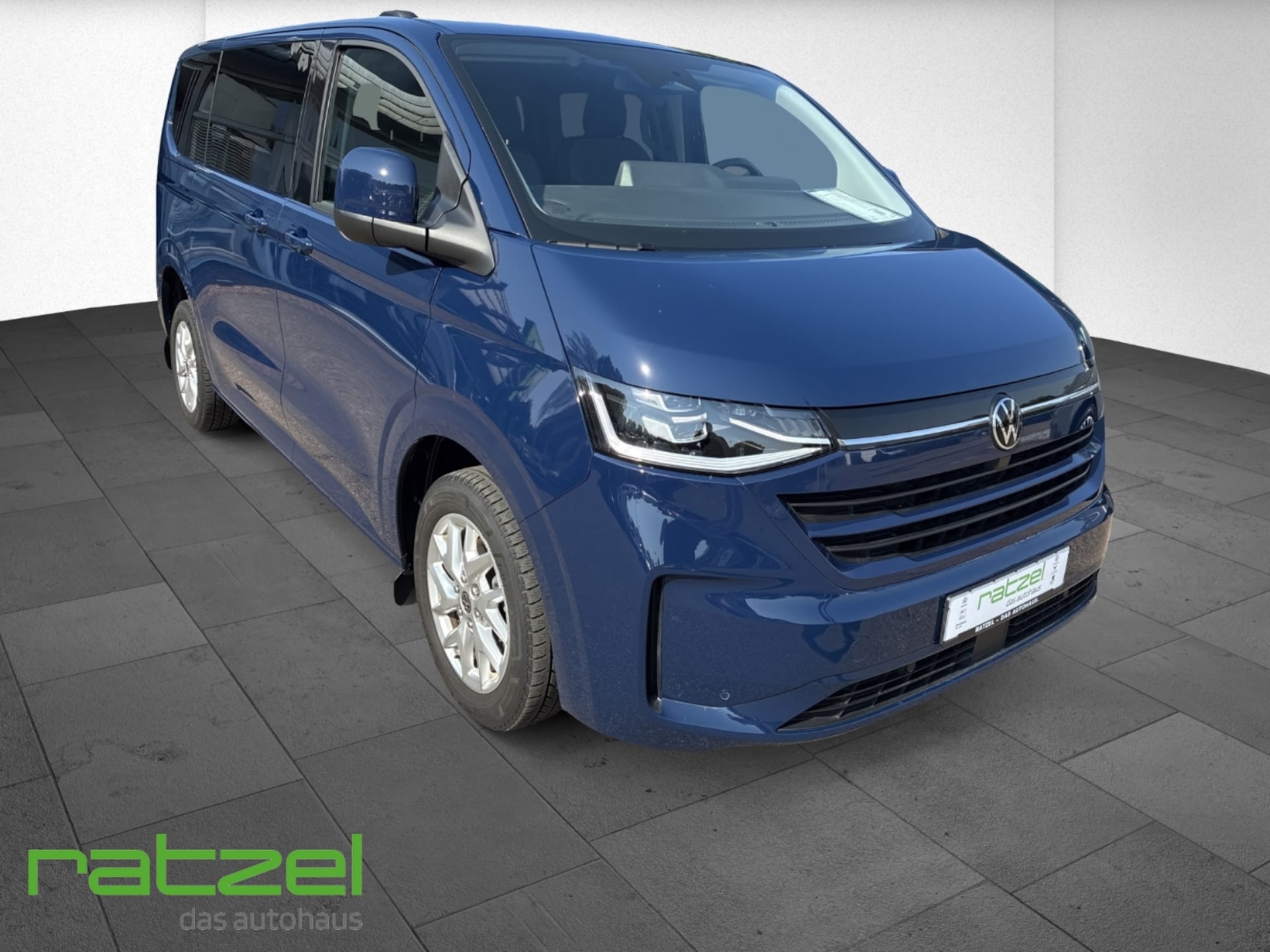 Volkswagen Caravelle Style
