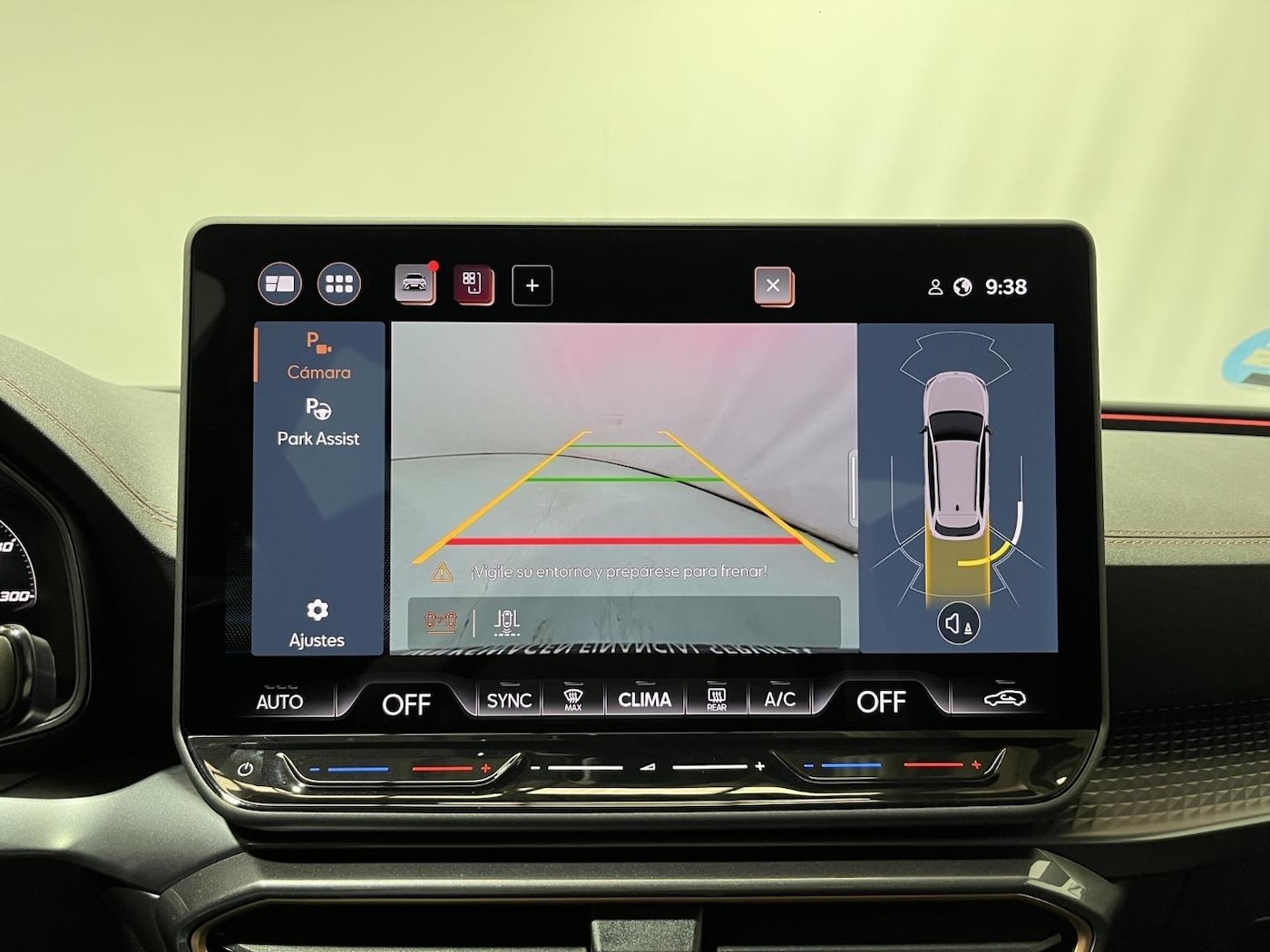 CUPRA Leon Sportstourer 1.5 eTSI DSG 110 kW (150 CV) — photo 18