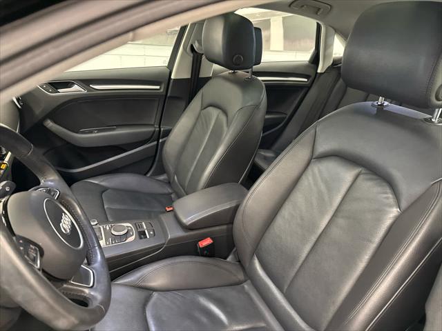 2015 AUDI A3 - Image 12