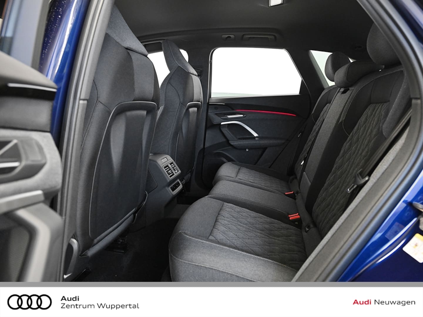 Bild über Audi Q5 SUV TDI quattro 150 kW S tronic - für weitere Informationen kontaktieren Sie den Audi Partner