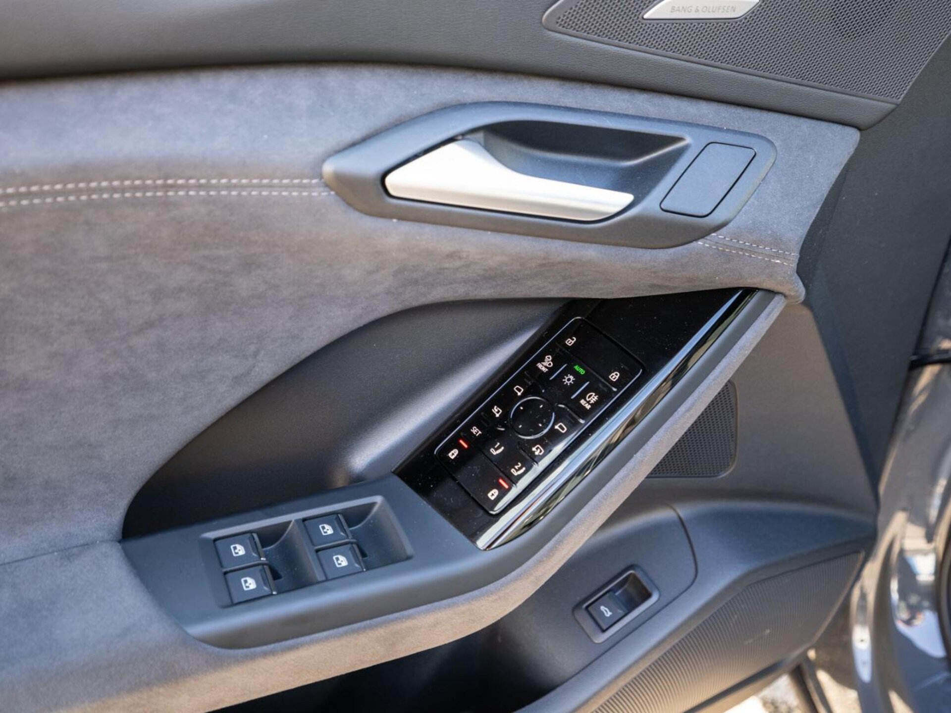 Audi Q6 SUV e-tron