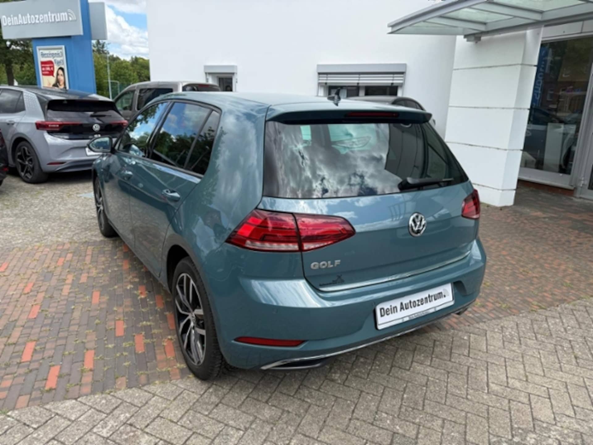 Volkswagen Golf IQ.DRIVE