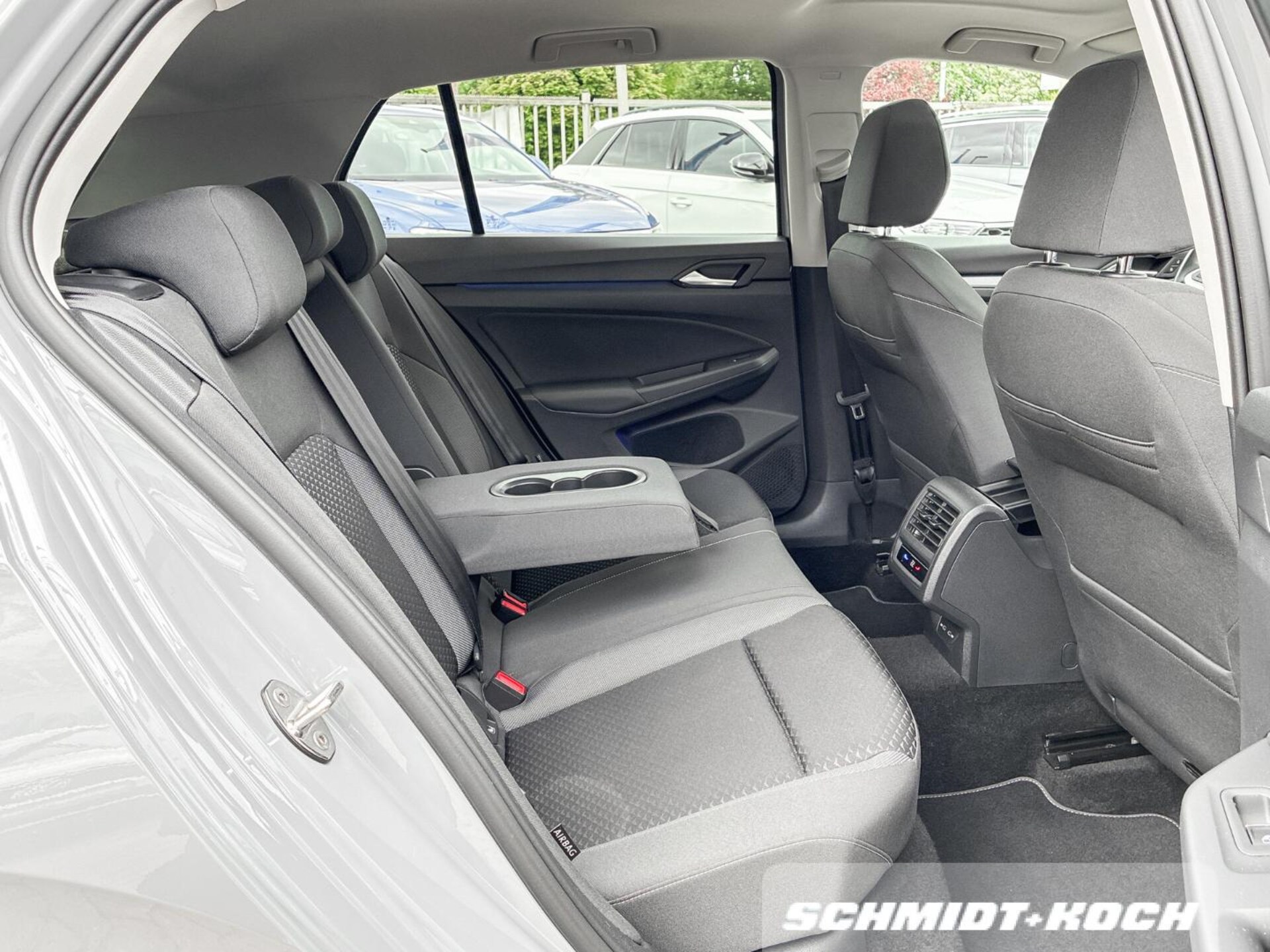 Volkswagen Golf Active