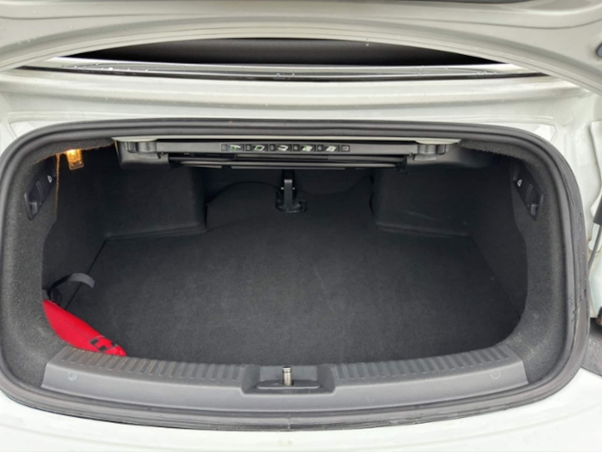 Volkswagen Beetle Cabriolet Design